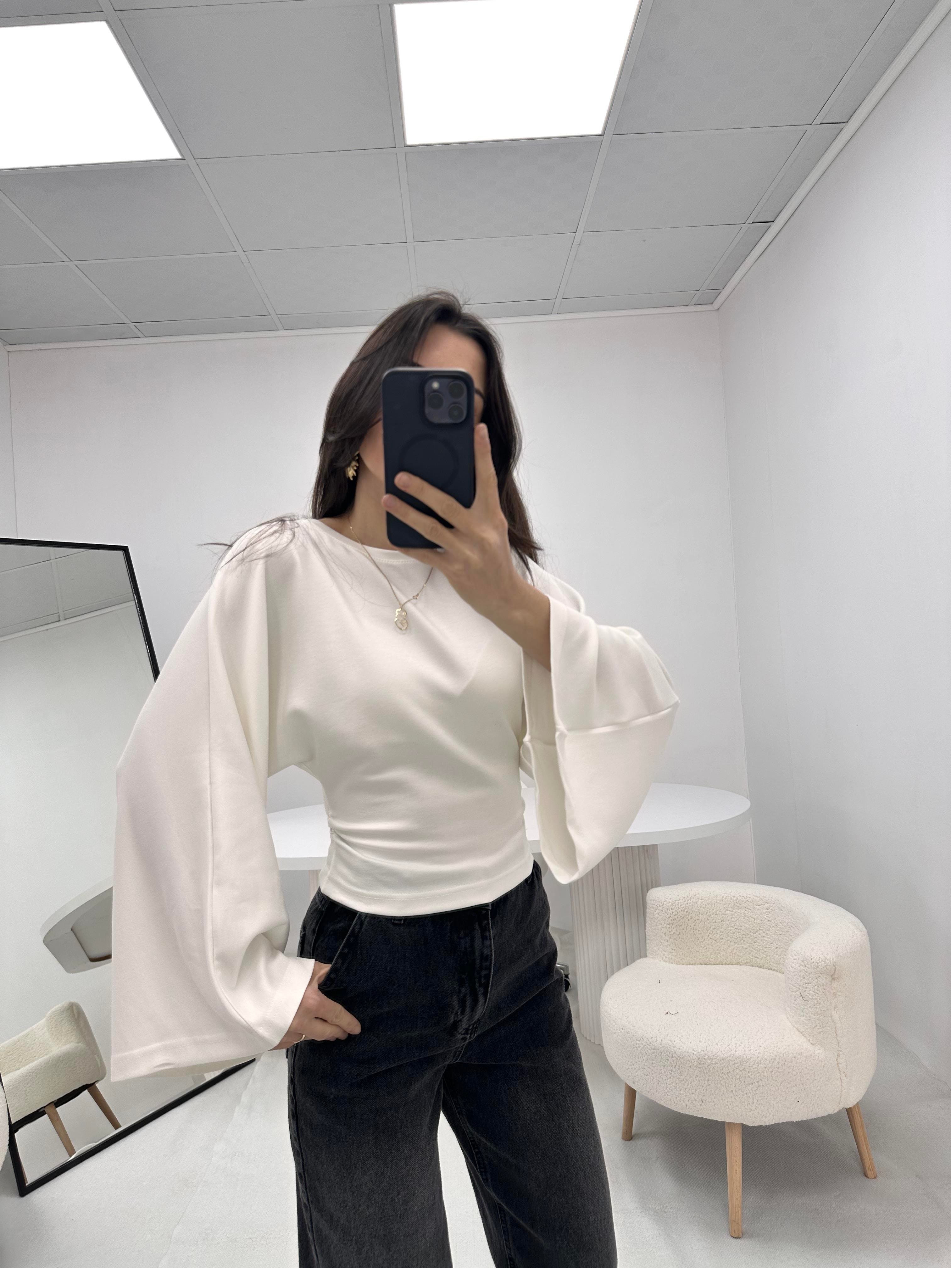Belden Pens Detaylı Beyaz  Bluz 