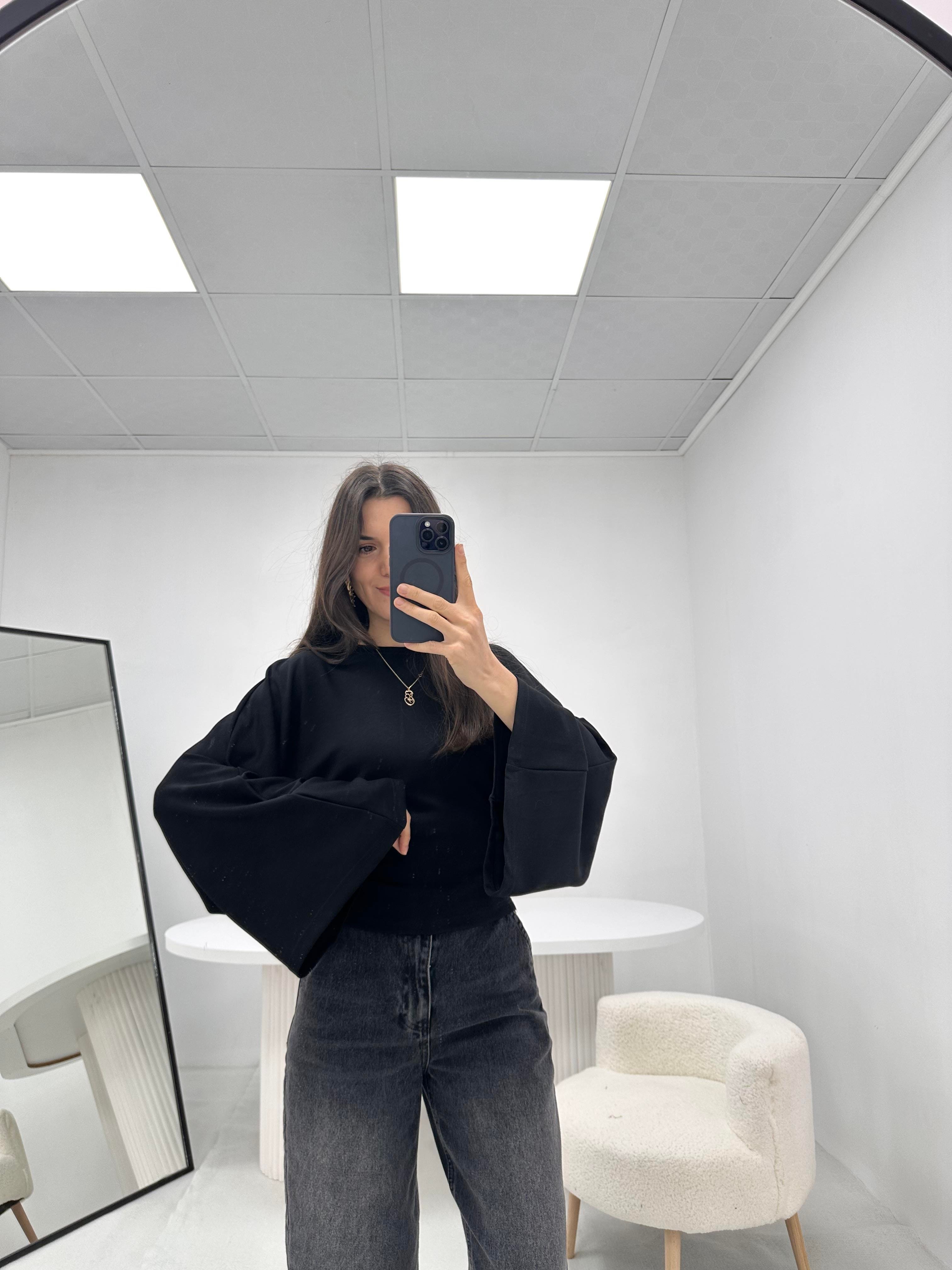 Belden Pens Detaylı Siyah Bluz 