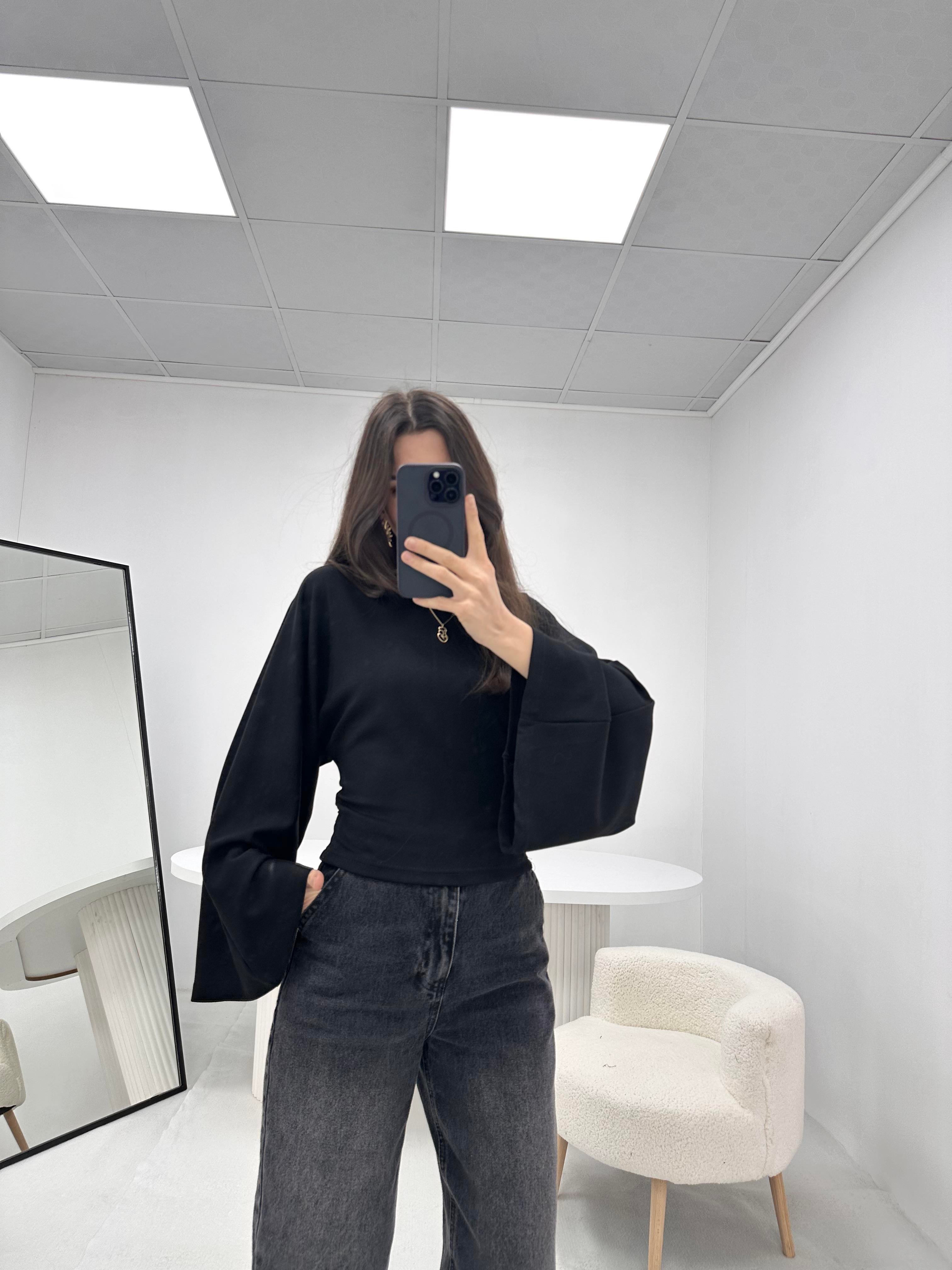 Belden Pens Detaylı Siyah Bluz 
