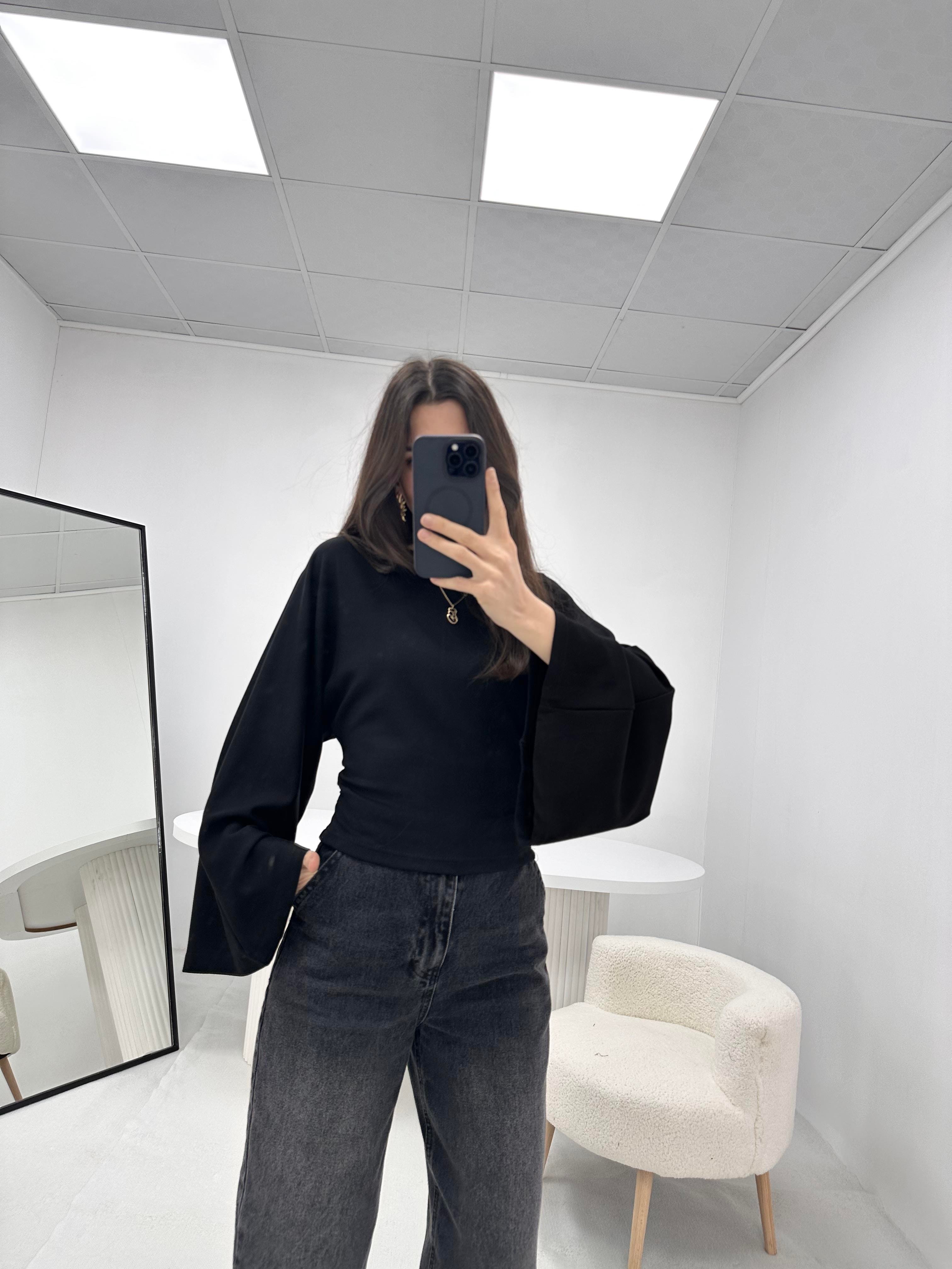 Belden Pens Detaylı Siyah Bluz 