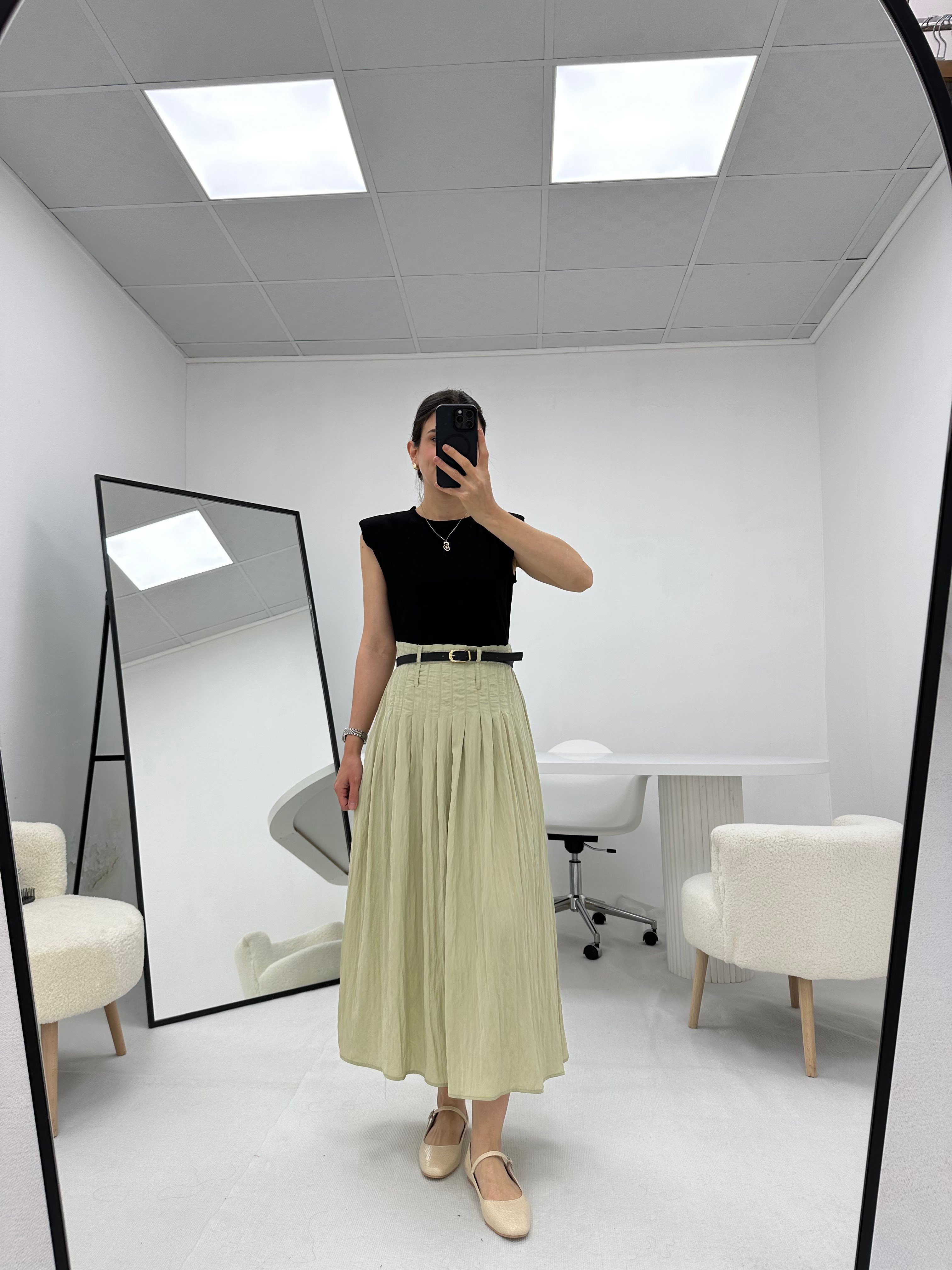 Çift Parça Görünümlü Colorblock Siyah Elbise 