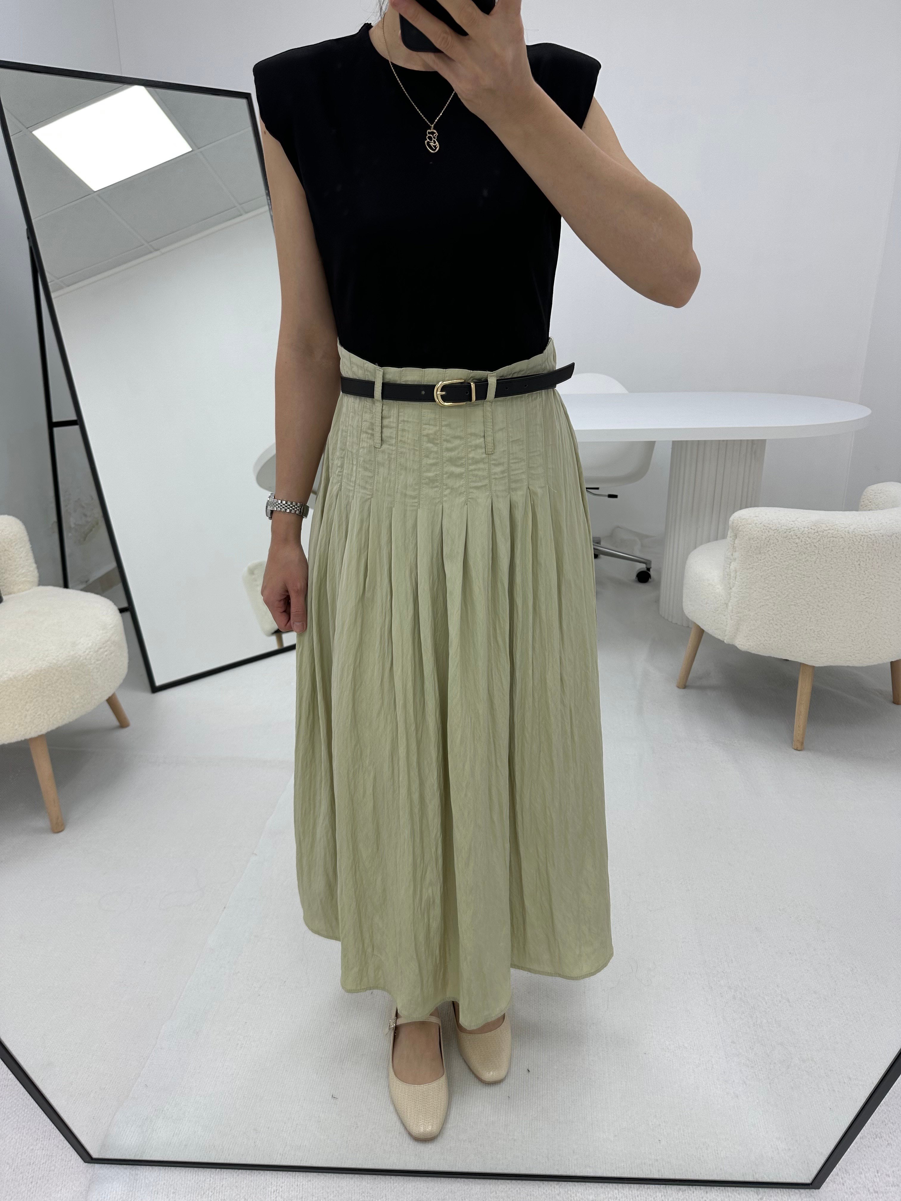 Çift Parça Görünümlü Colorblock Siyah Elbise 