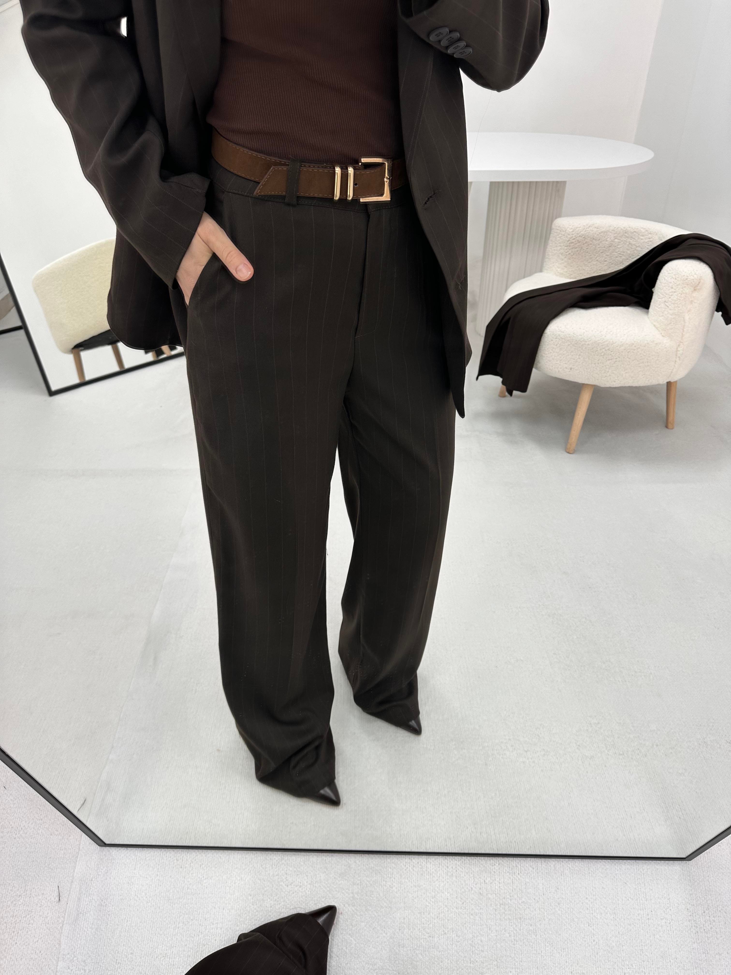 Çizgi Detaylı Kahverengi Kumaş Pantolon 