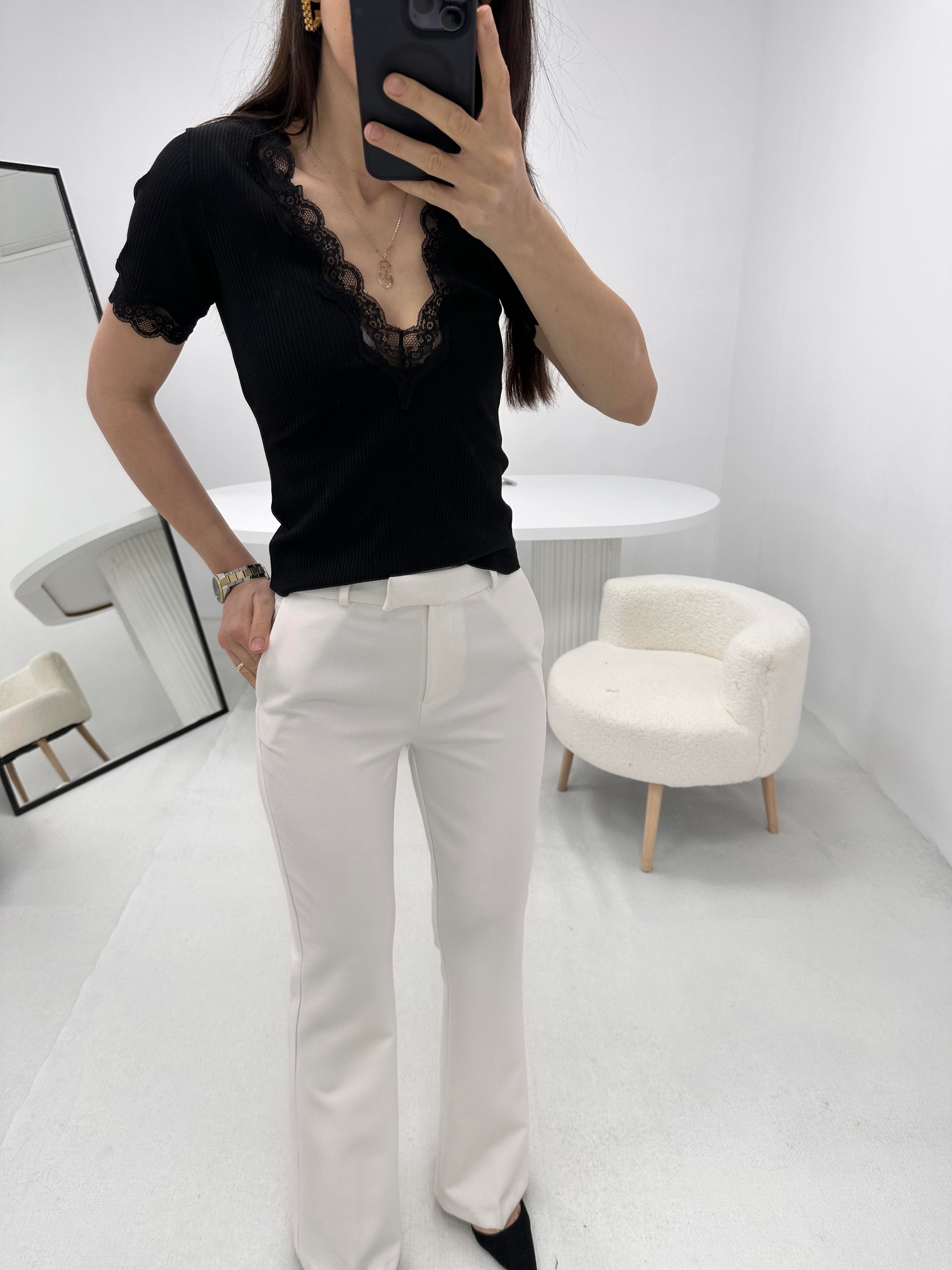 Dantelli Kaşkorse Siyah T-shirt