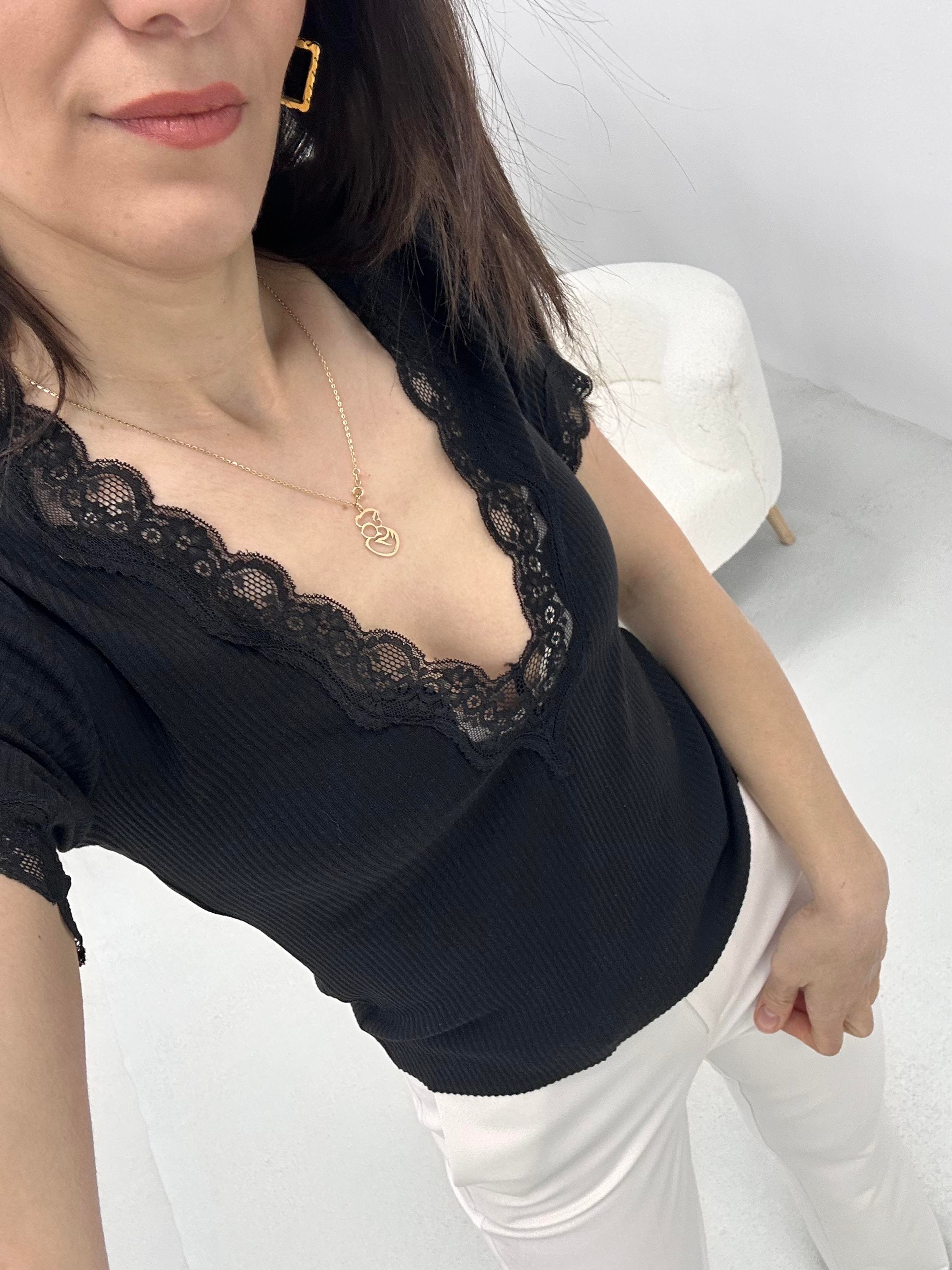 Dantelli Kaşkorse Siyah T-shirt