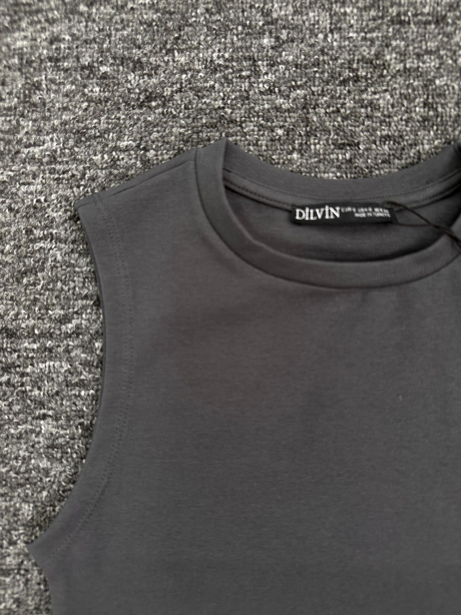 DİLVİN SIFIR YAKA CROP