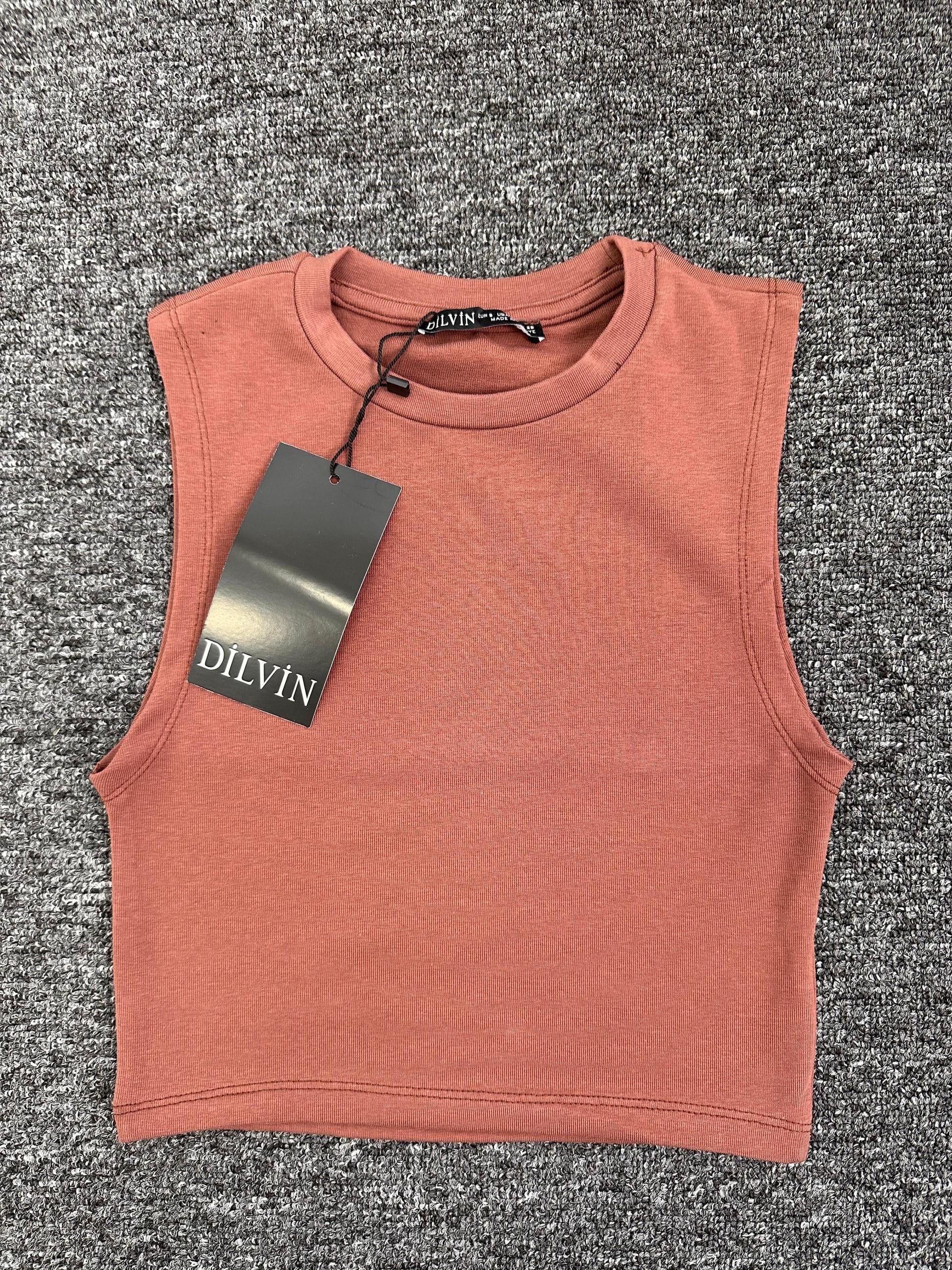 DİLVİN SIFIR YAKA CROP