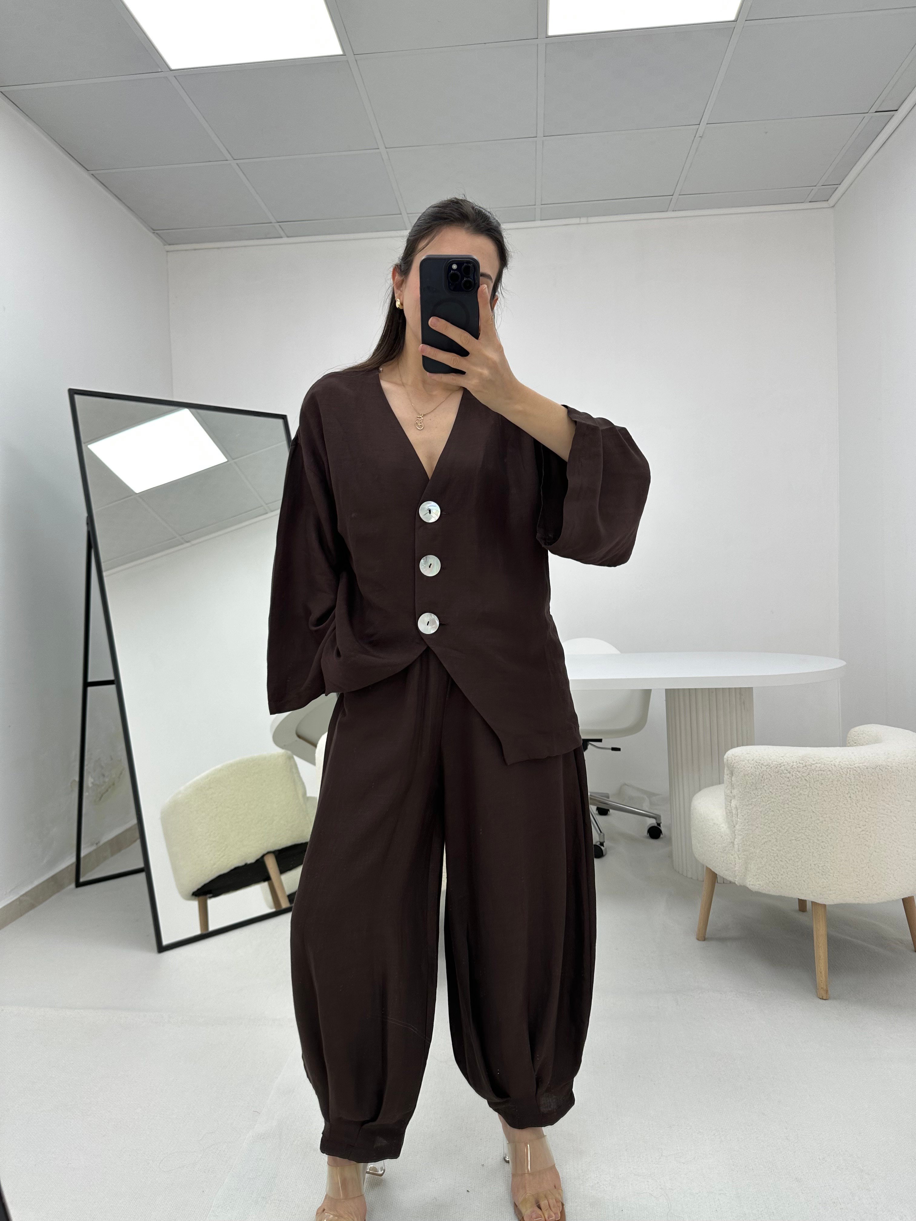 Düğme Detaylı Kahverengi Keten Şalvar Model Takım 