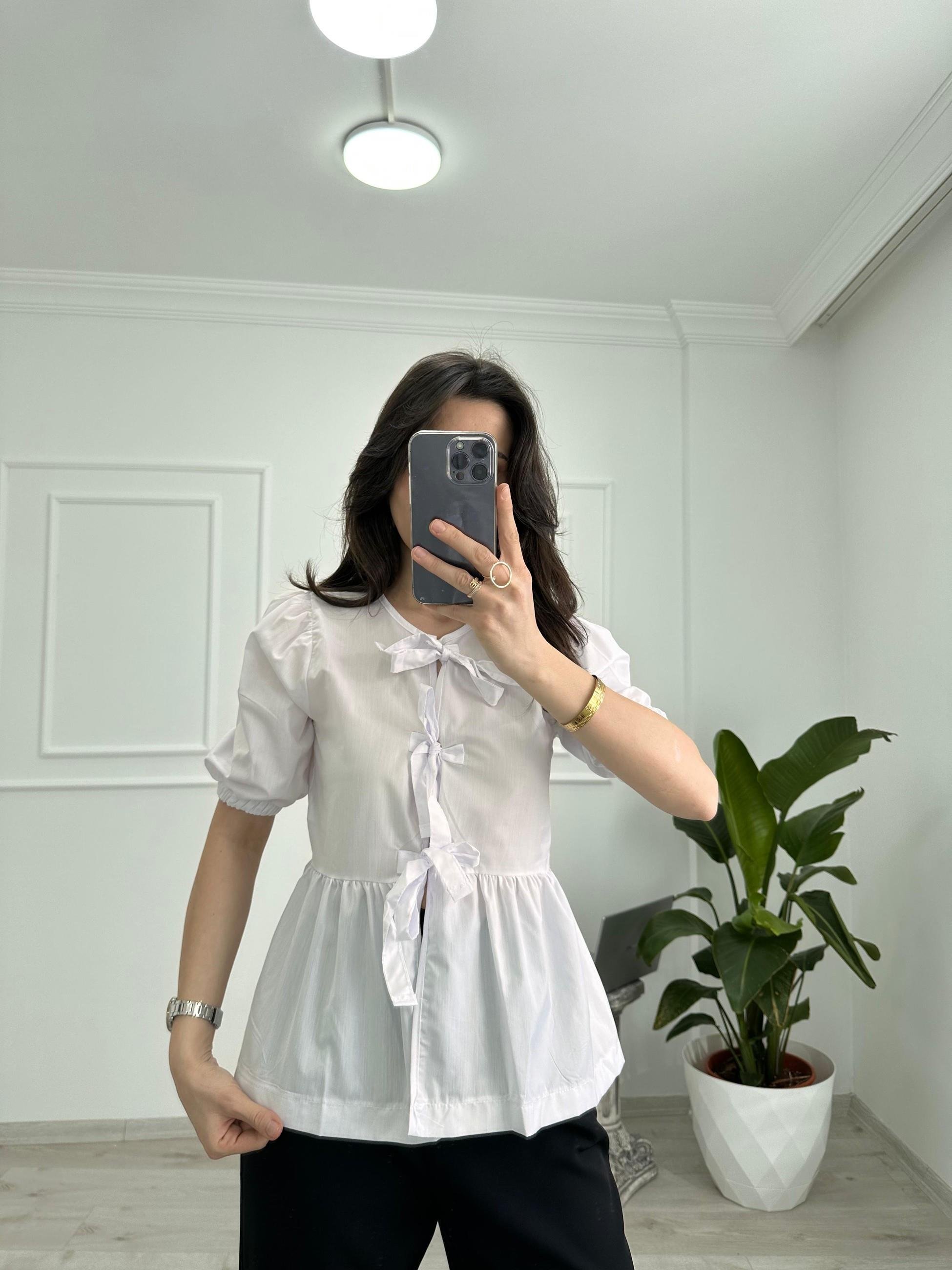 ETEK UCU PİLELİ ÖNDEN BAĞLAMALI BLUZ