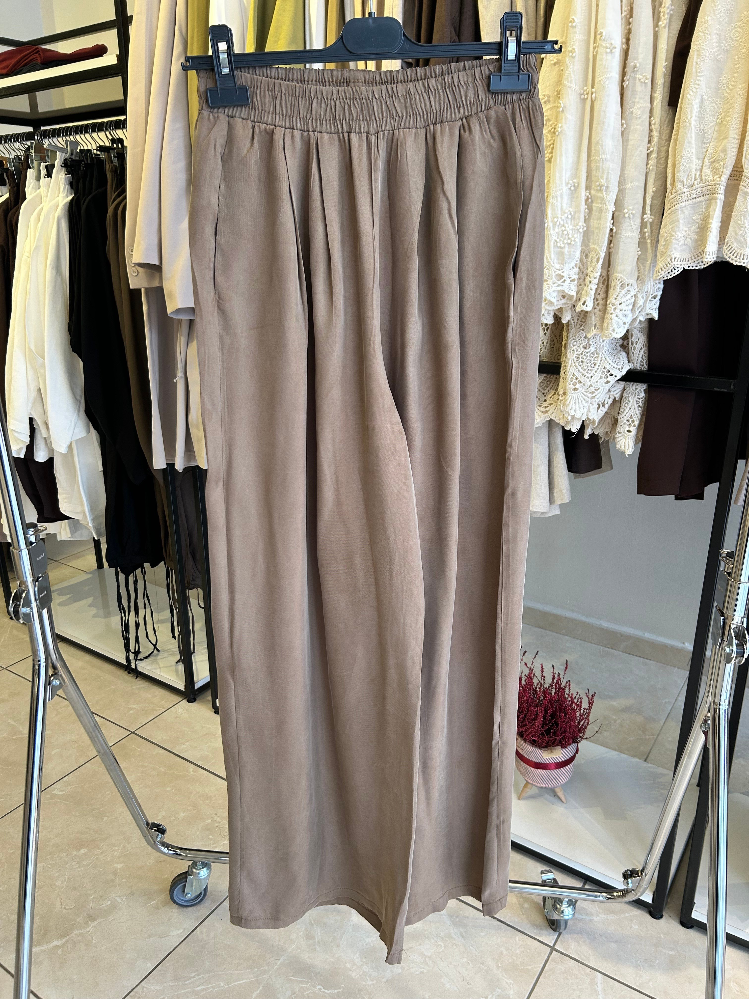 Fırfır Detaylı Bronz Bluz Pantolon Takım 