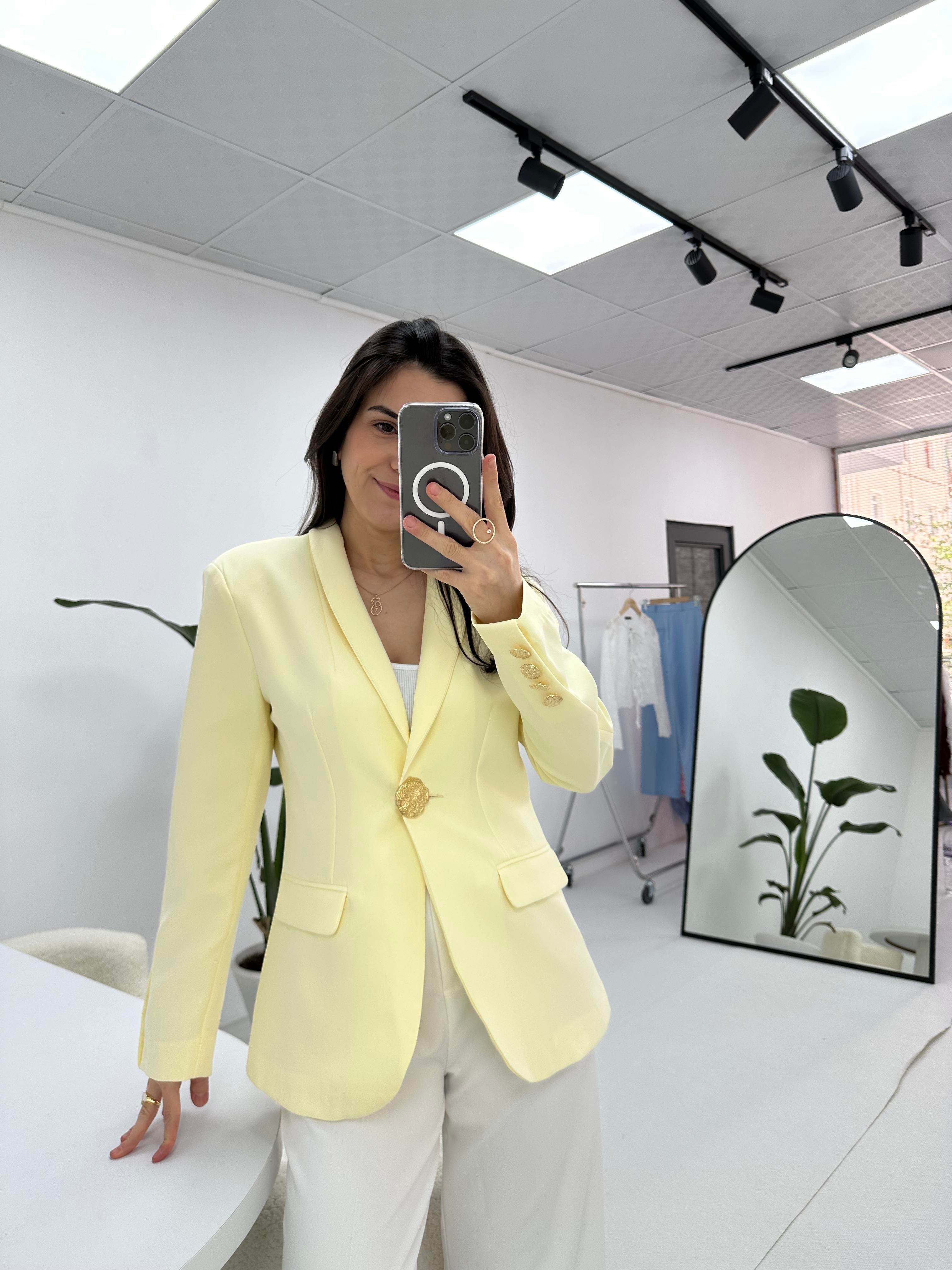 Gold Düğme Detaylı Limon Sarısı Blazer Ceket 