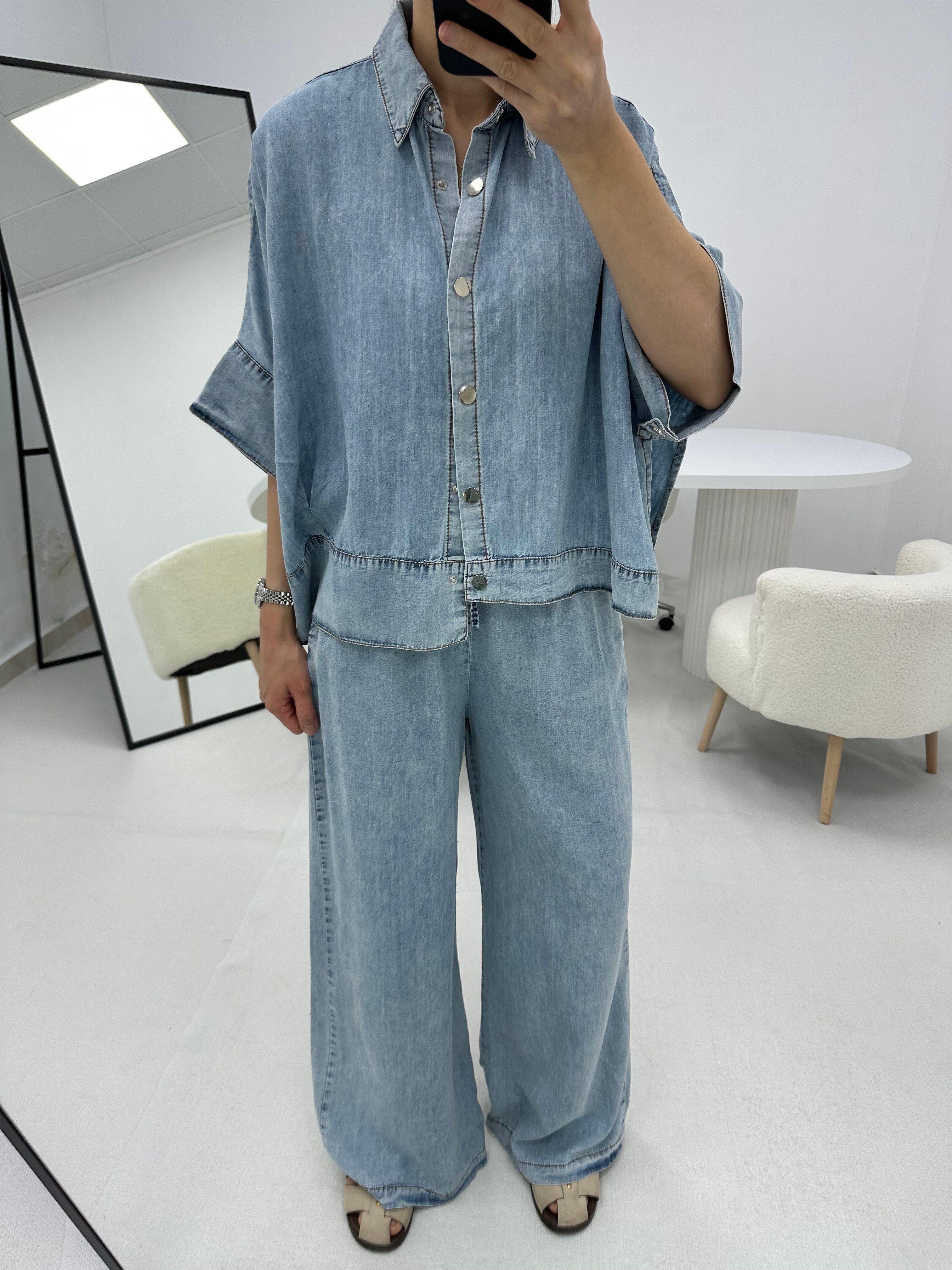 Gümüş Düğmeli Mavi T Kol Asimetrik Gömlek Pantolon Takım 