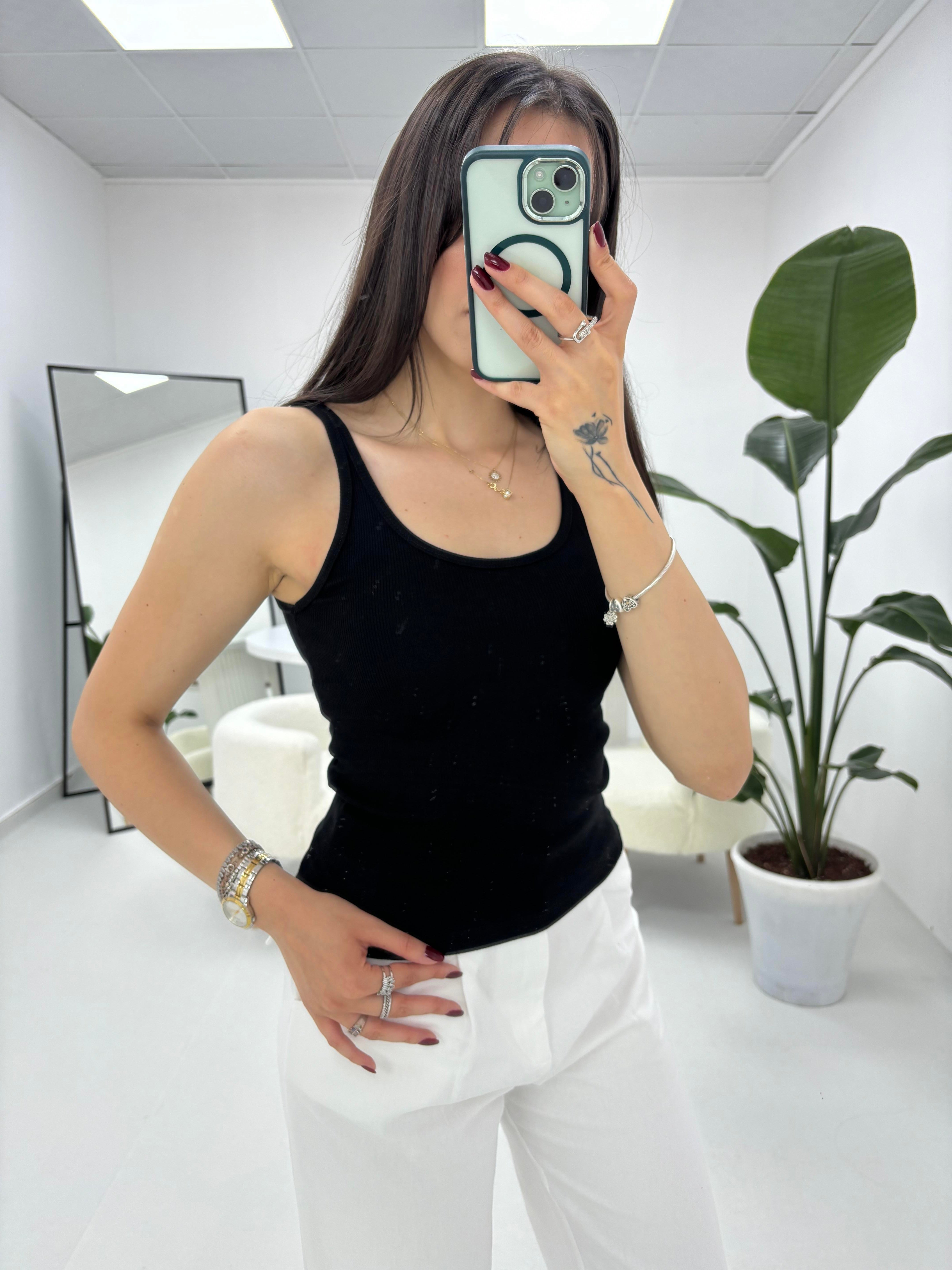İnce Askılı Fitilli  Oval Yaka Siyah Atlet 