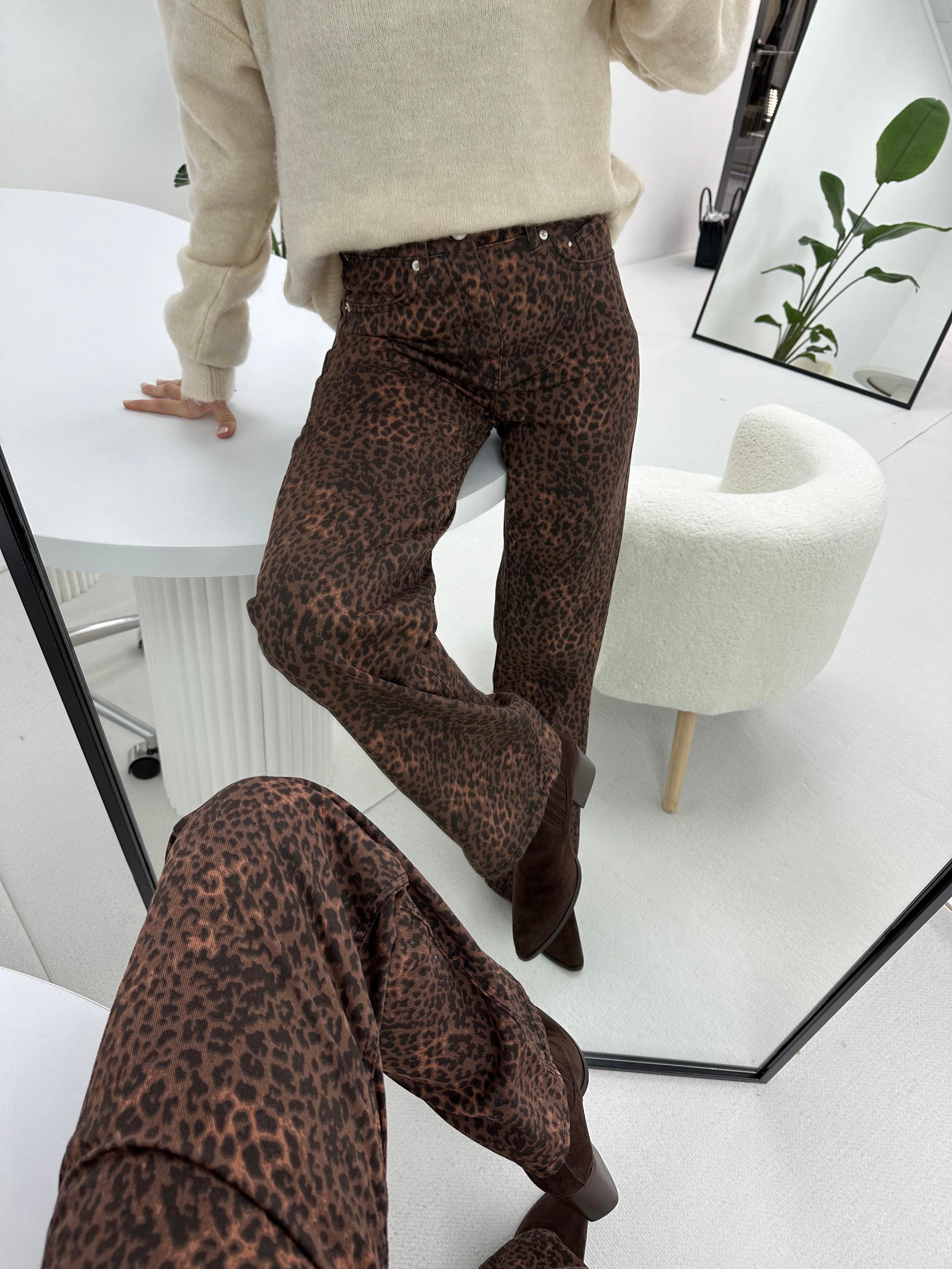 Kahverengi Leopar Desenli Pantolon 