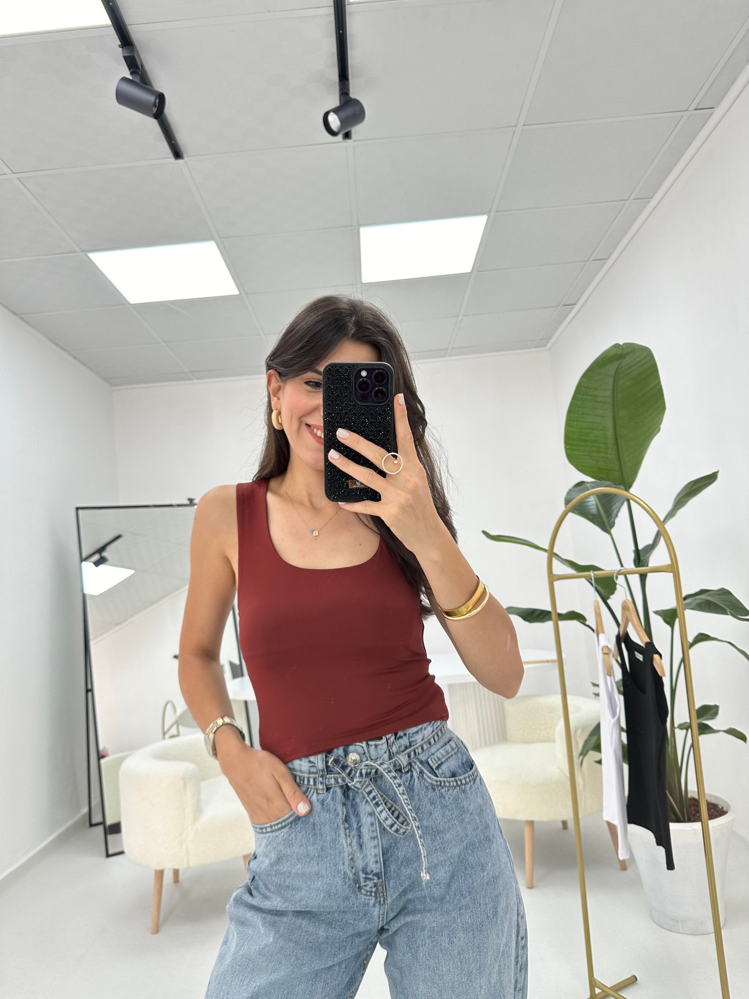 Kare Yaka Basic Bordo Tişört
