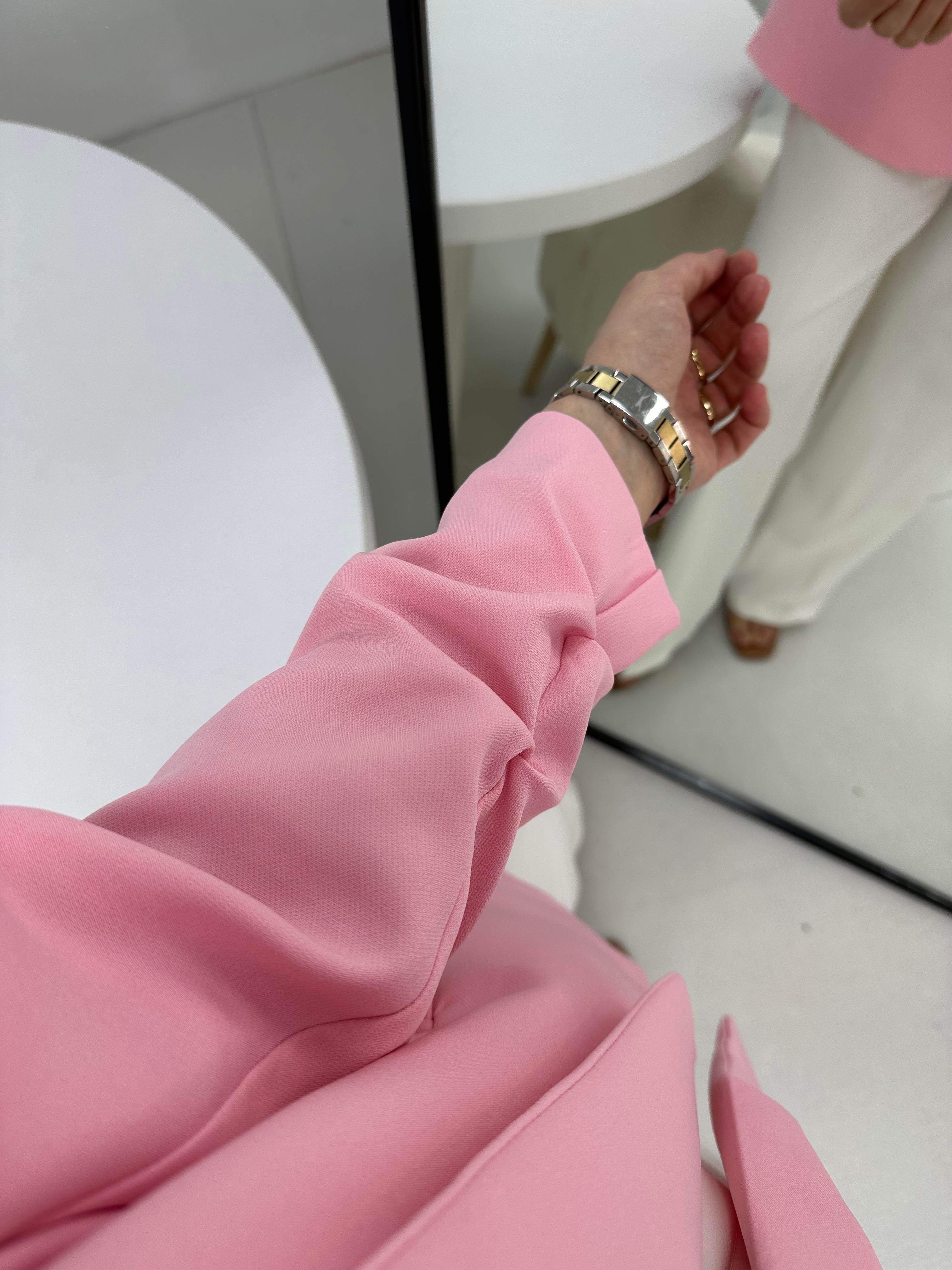 Kolu Büzgü Detaylı Pembe Blazer Ceket