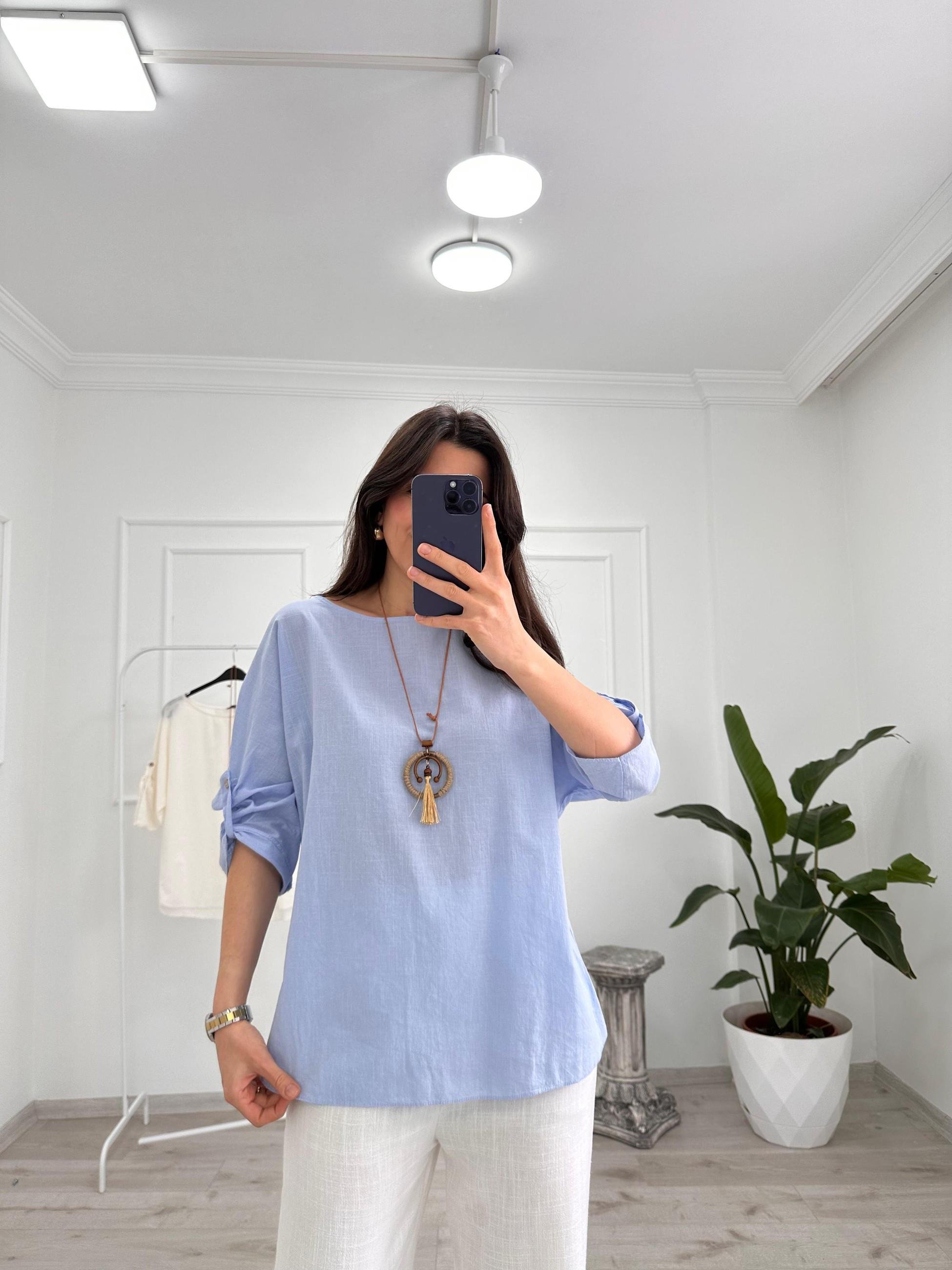 KOLYE DETAYLI BLUZ 