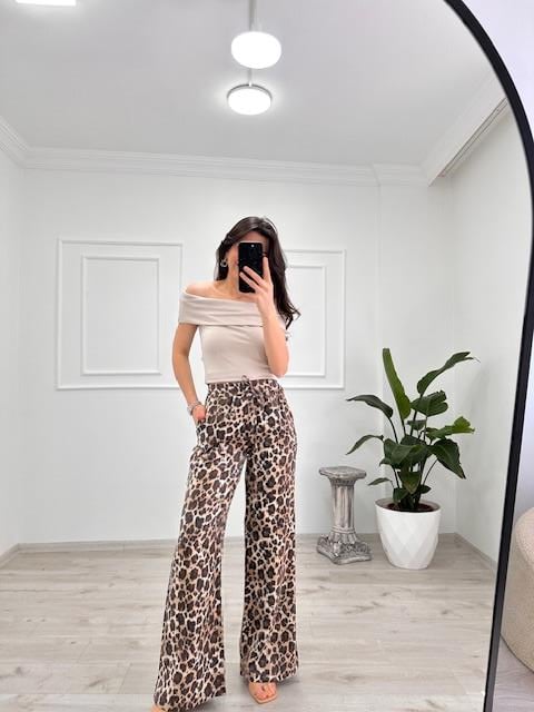 Leopar Desenli Dökümlü Pantolon