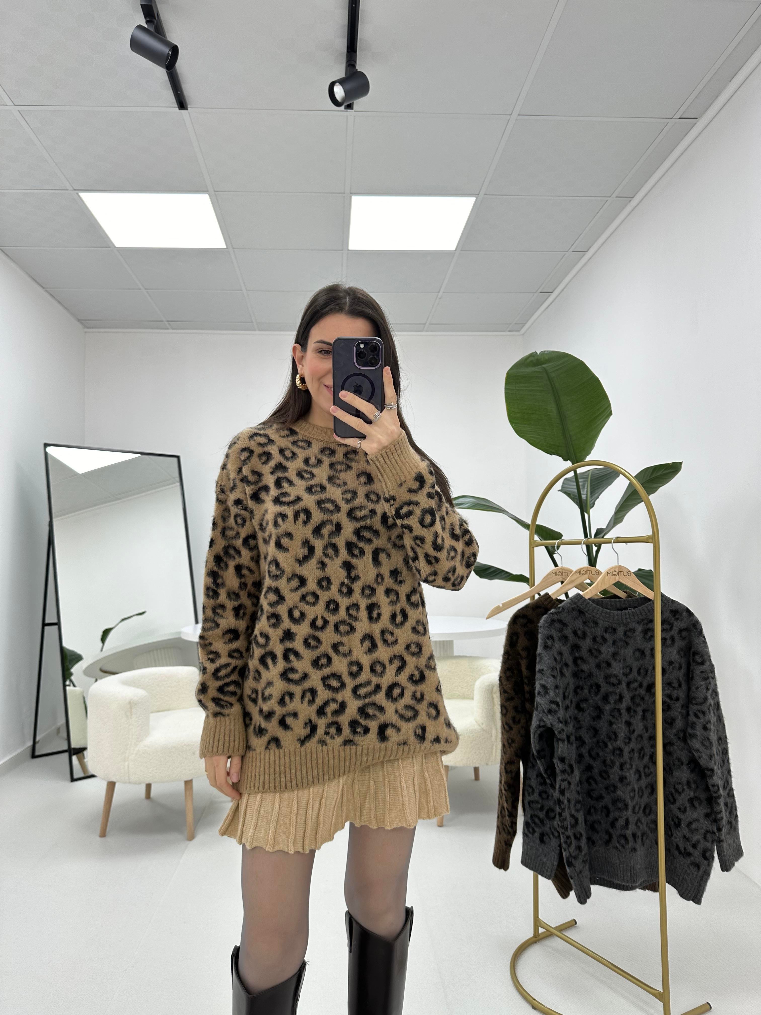 Leopar Desenli Şardonlu Camel Kazak