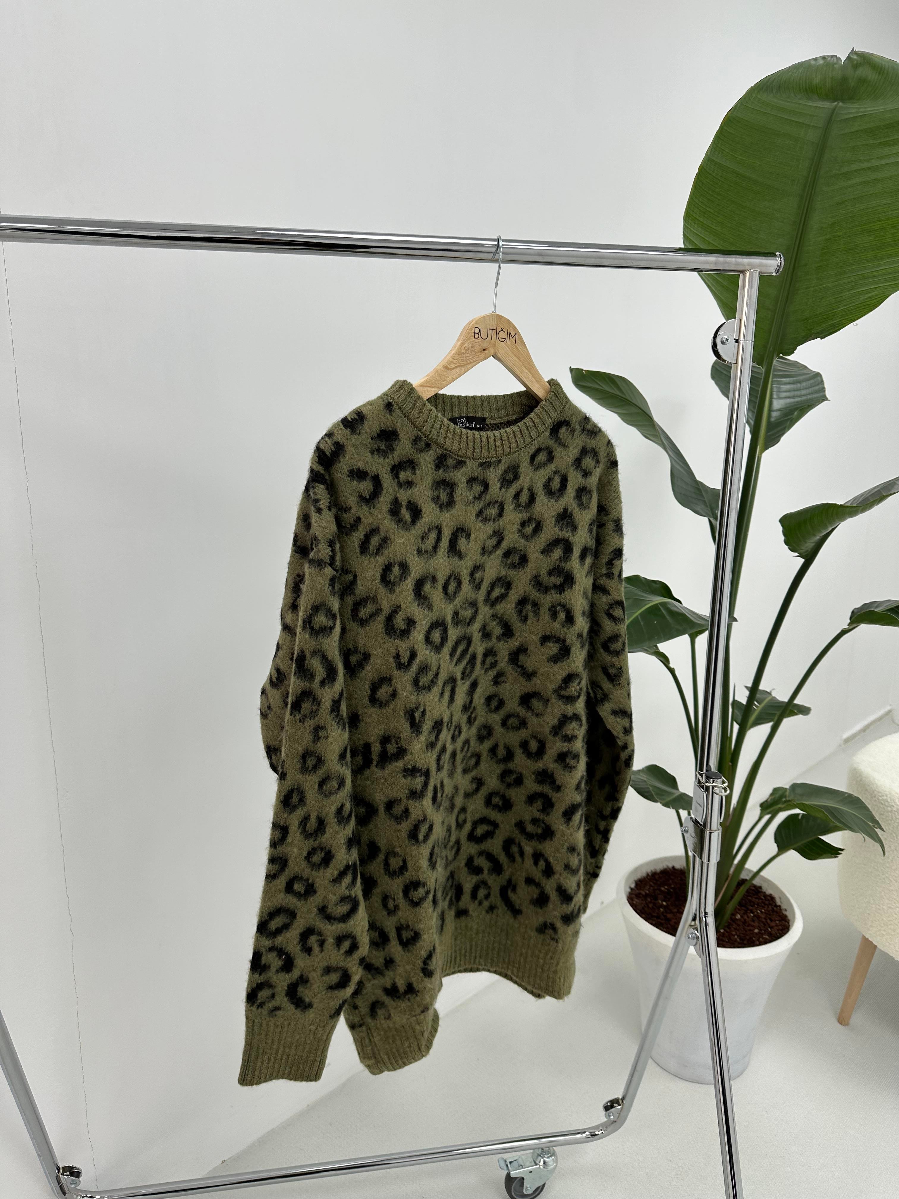 Leopar Desenli Şardonlu Haki  Kazak