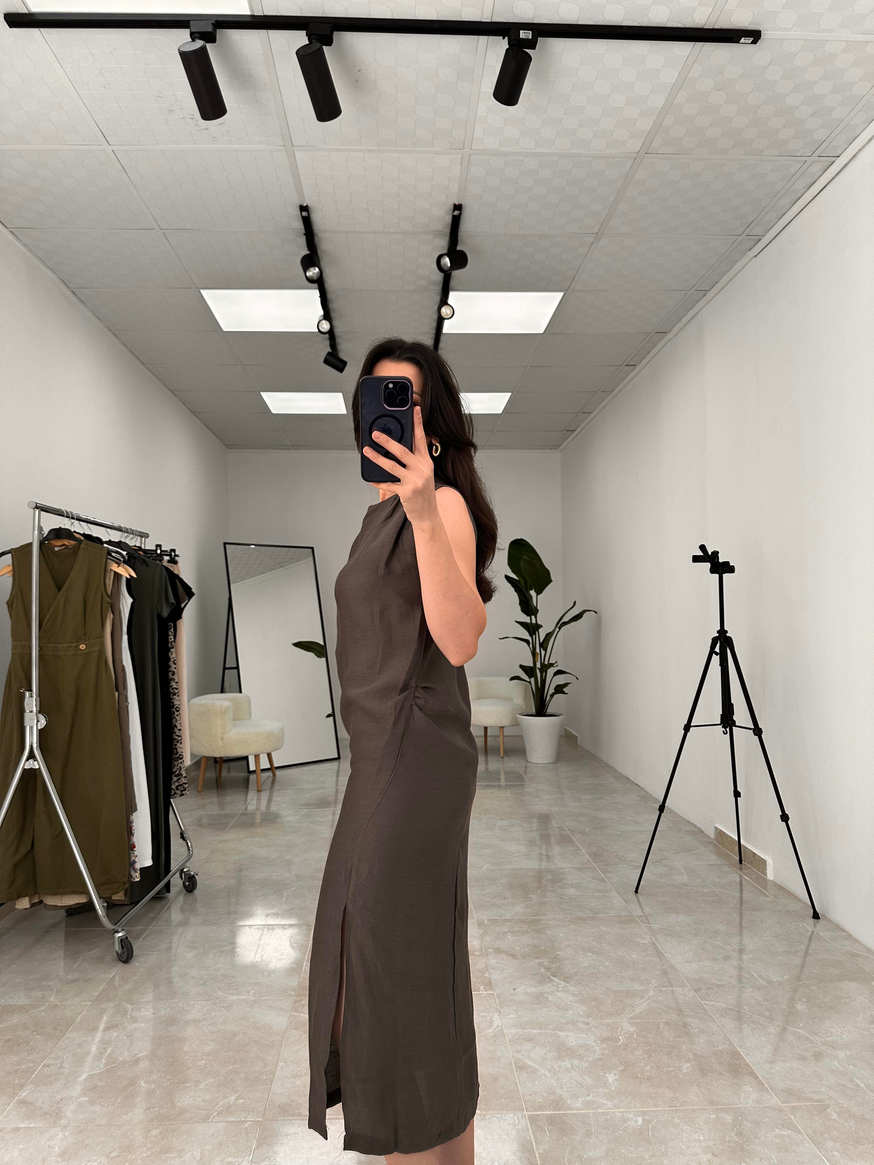 Marka Model Haki  Piliseli Elbise 