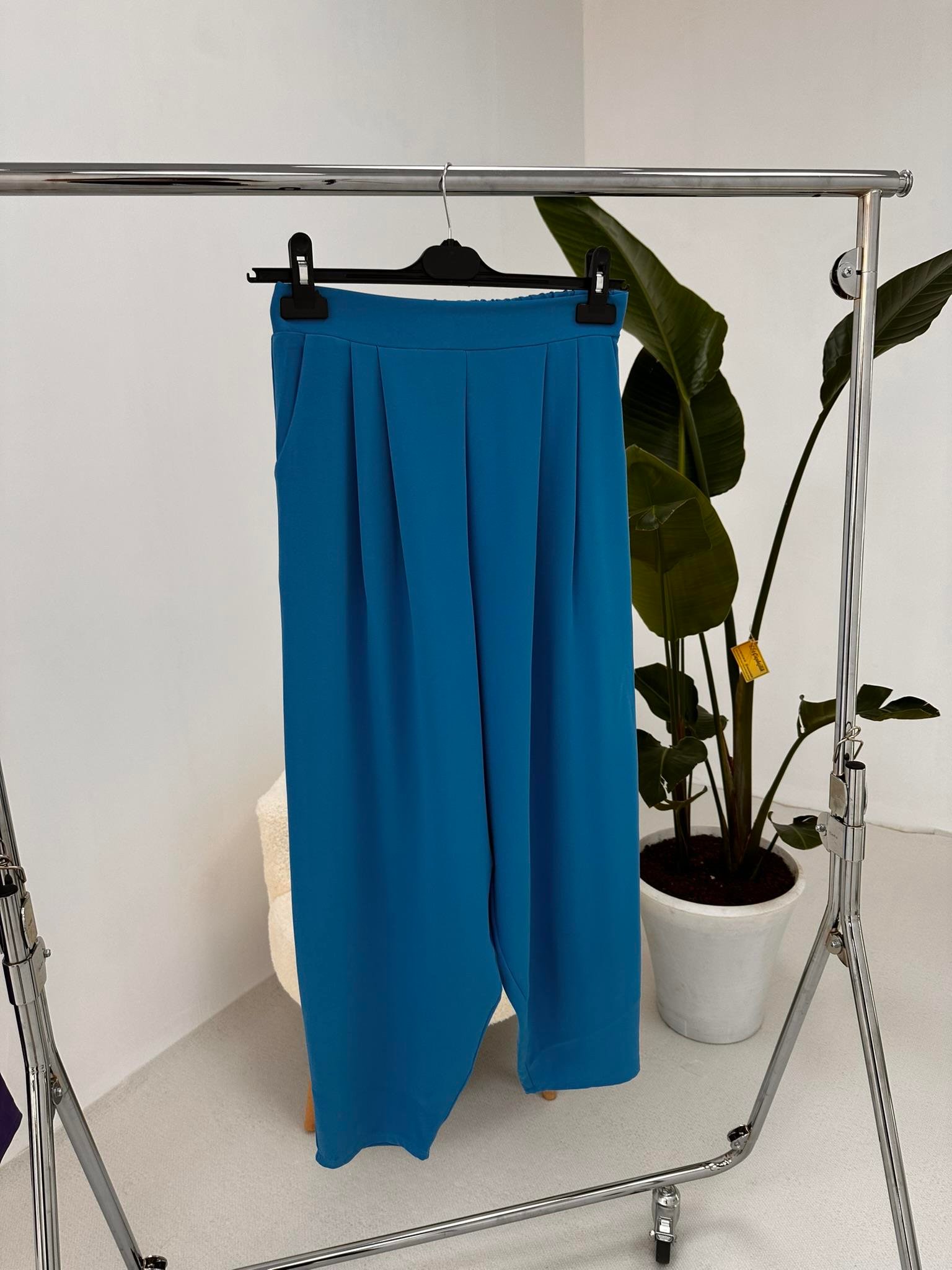Mavi Beli Lastikli Pilili Pantolon
