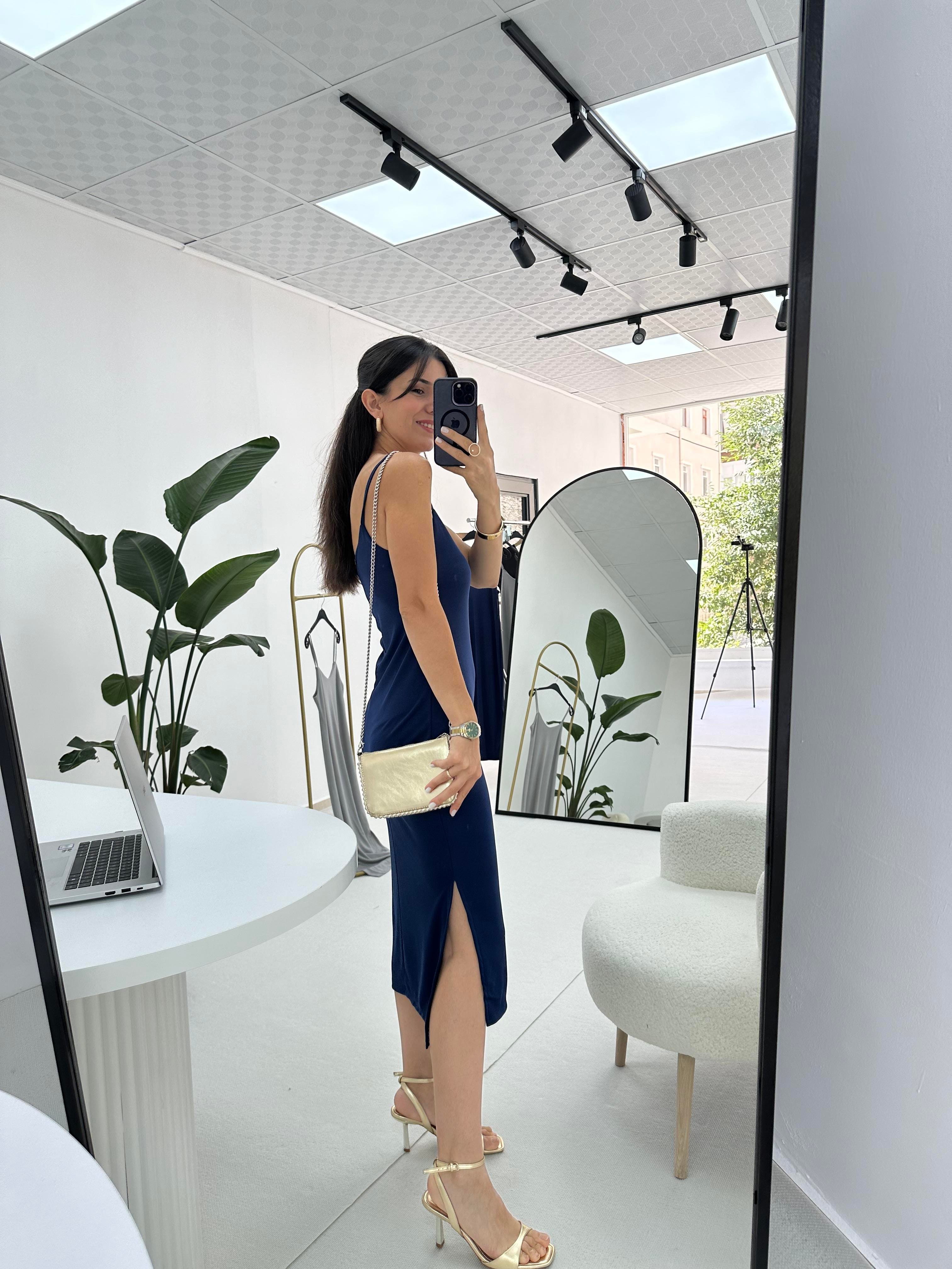 Modal Kumaş İnce Askılı Lacivert Elbise