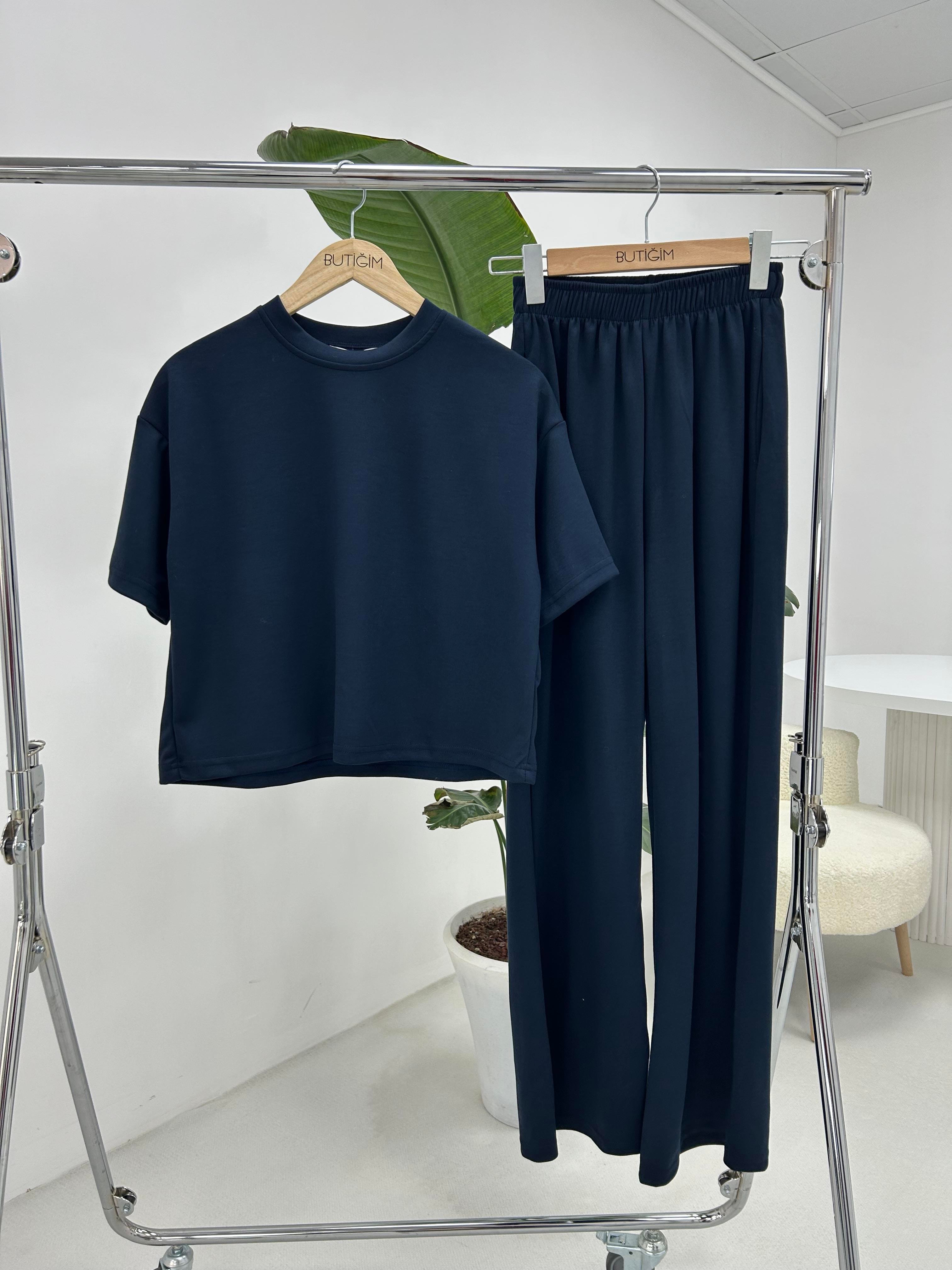 Orijinal Marka Basic Lacivert Takım 
