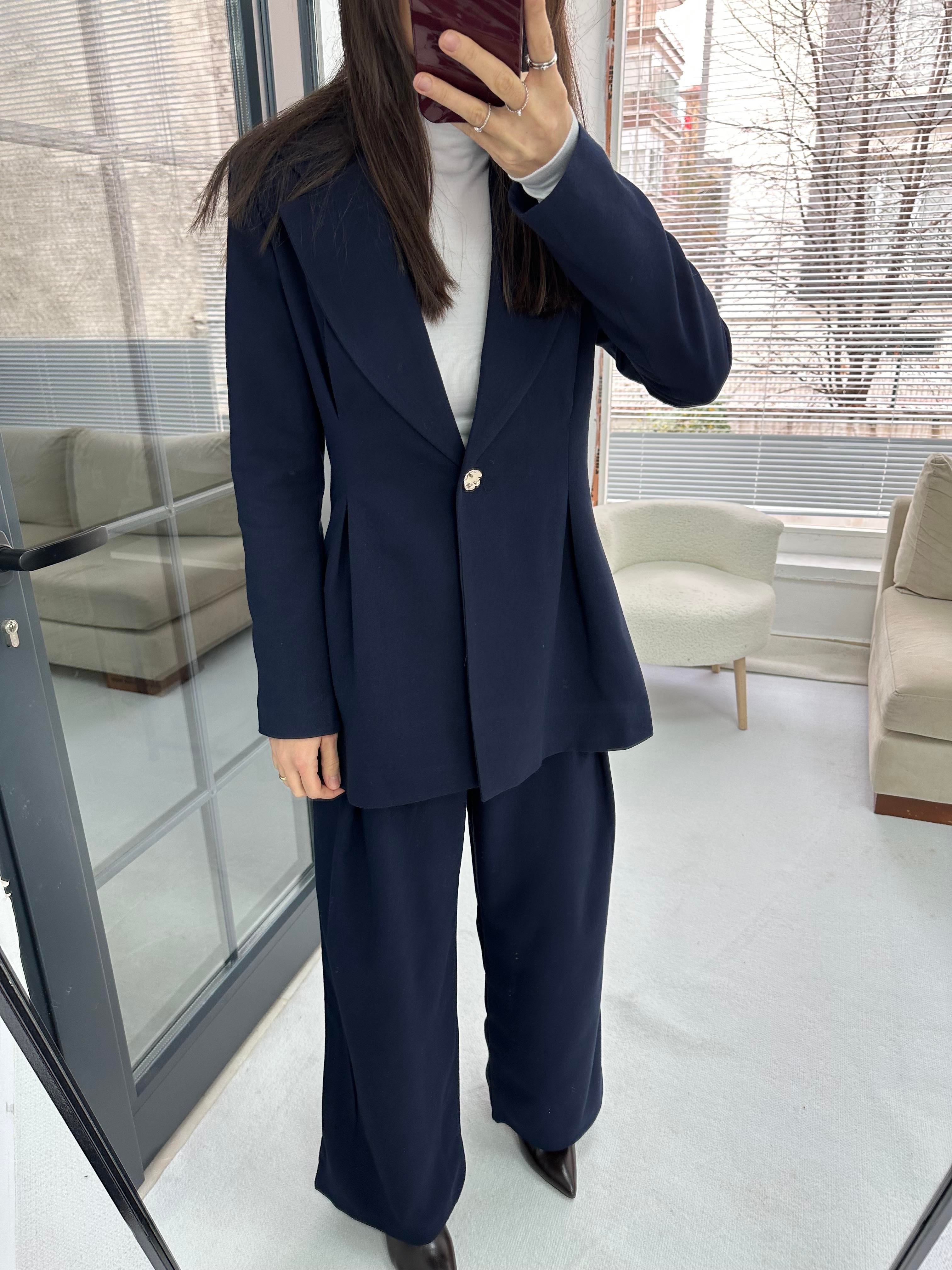 Pile Detaylı Lacivert Ceket