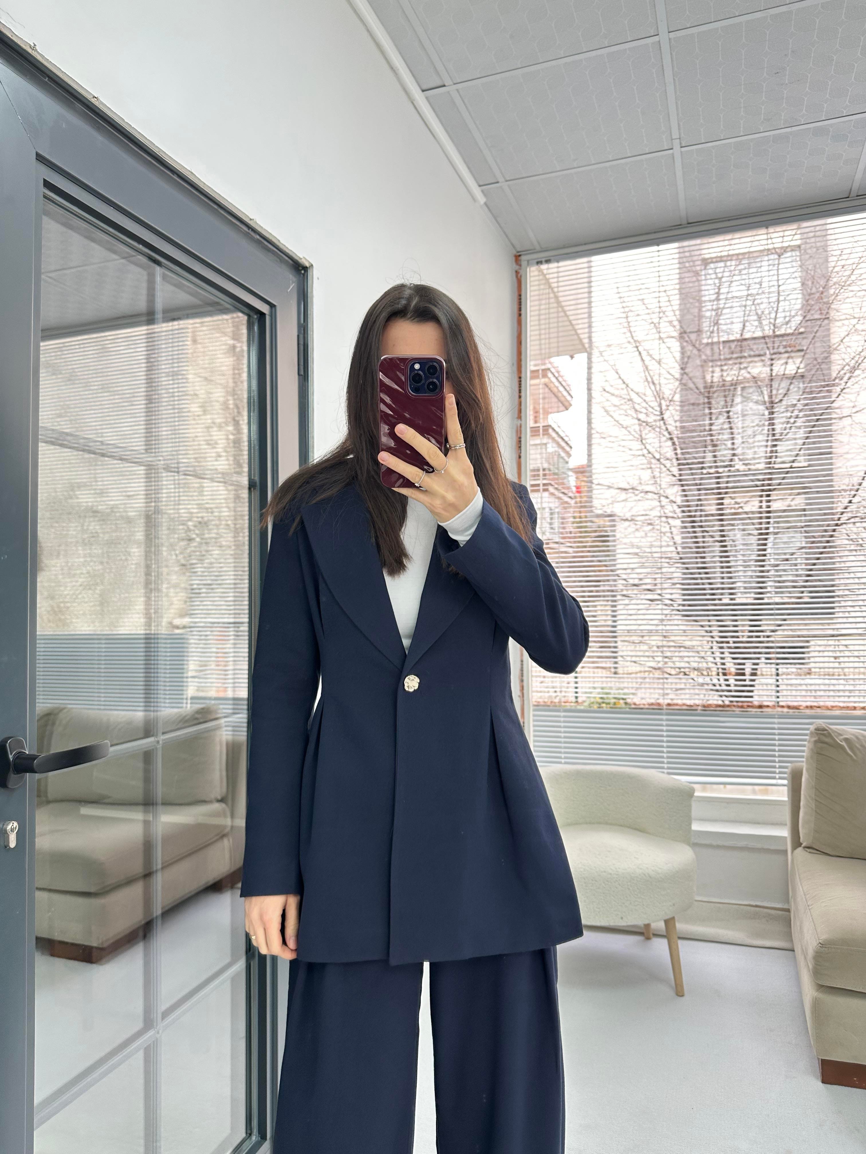 Pile Detaylı Lacivert Ceket