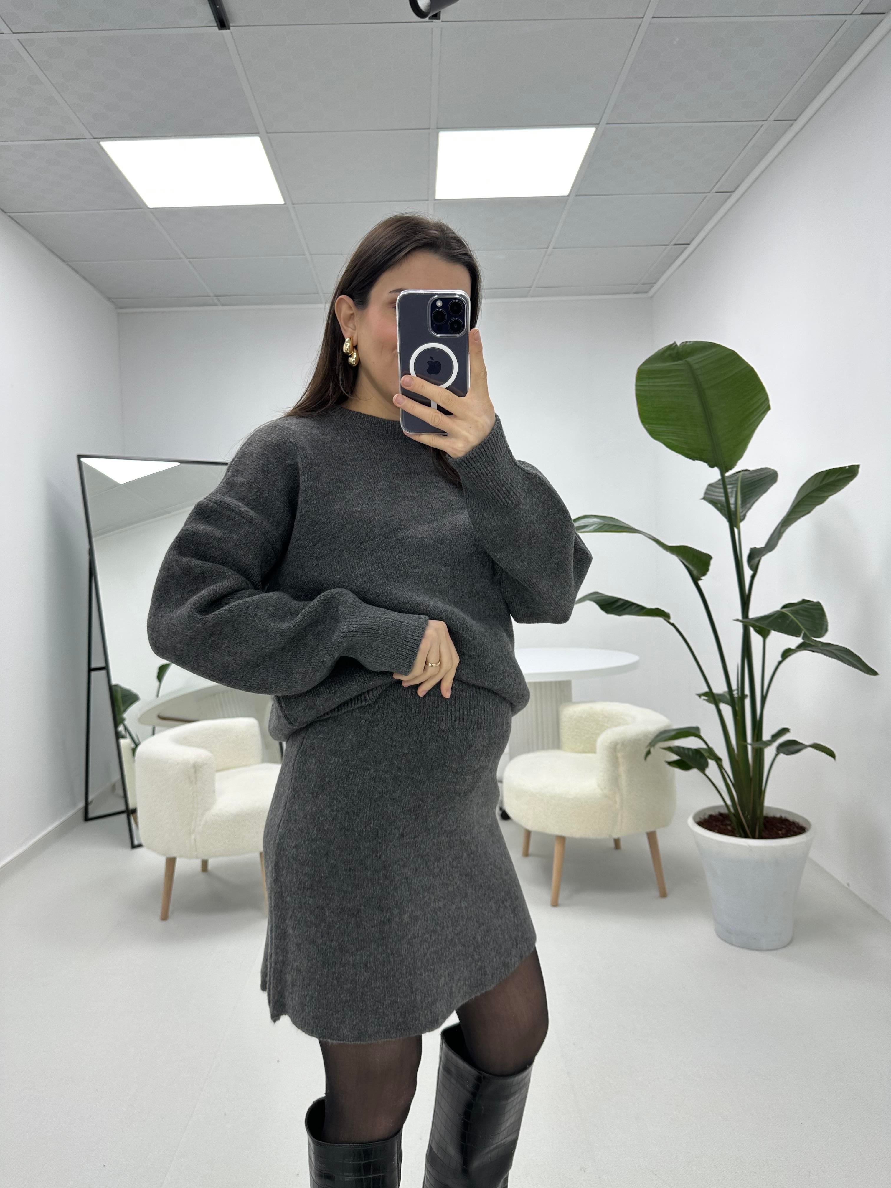 Premium Seri Çelik Gri Triko Takım 