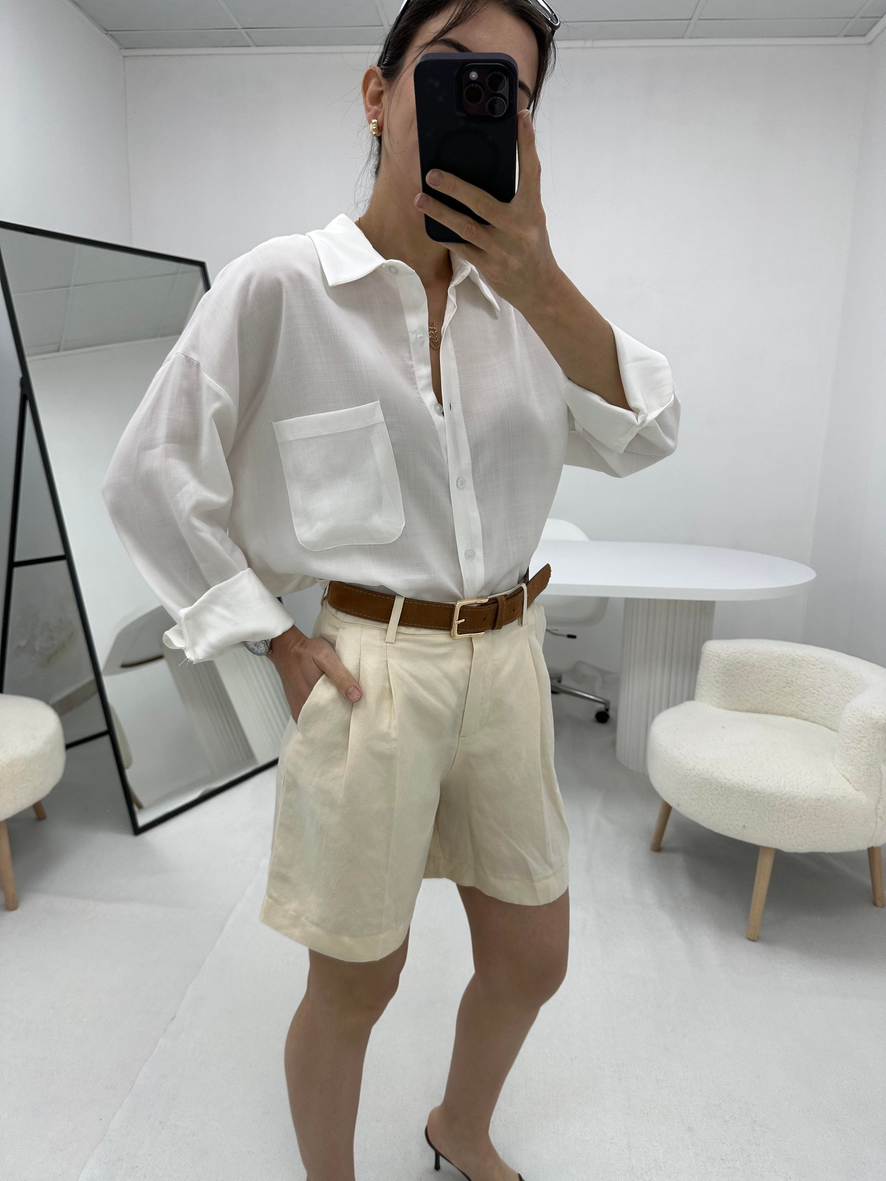 Süet Kemerli  Açık Bej Tencel Şort 