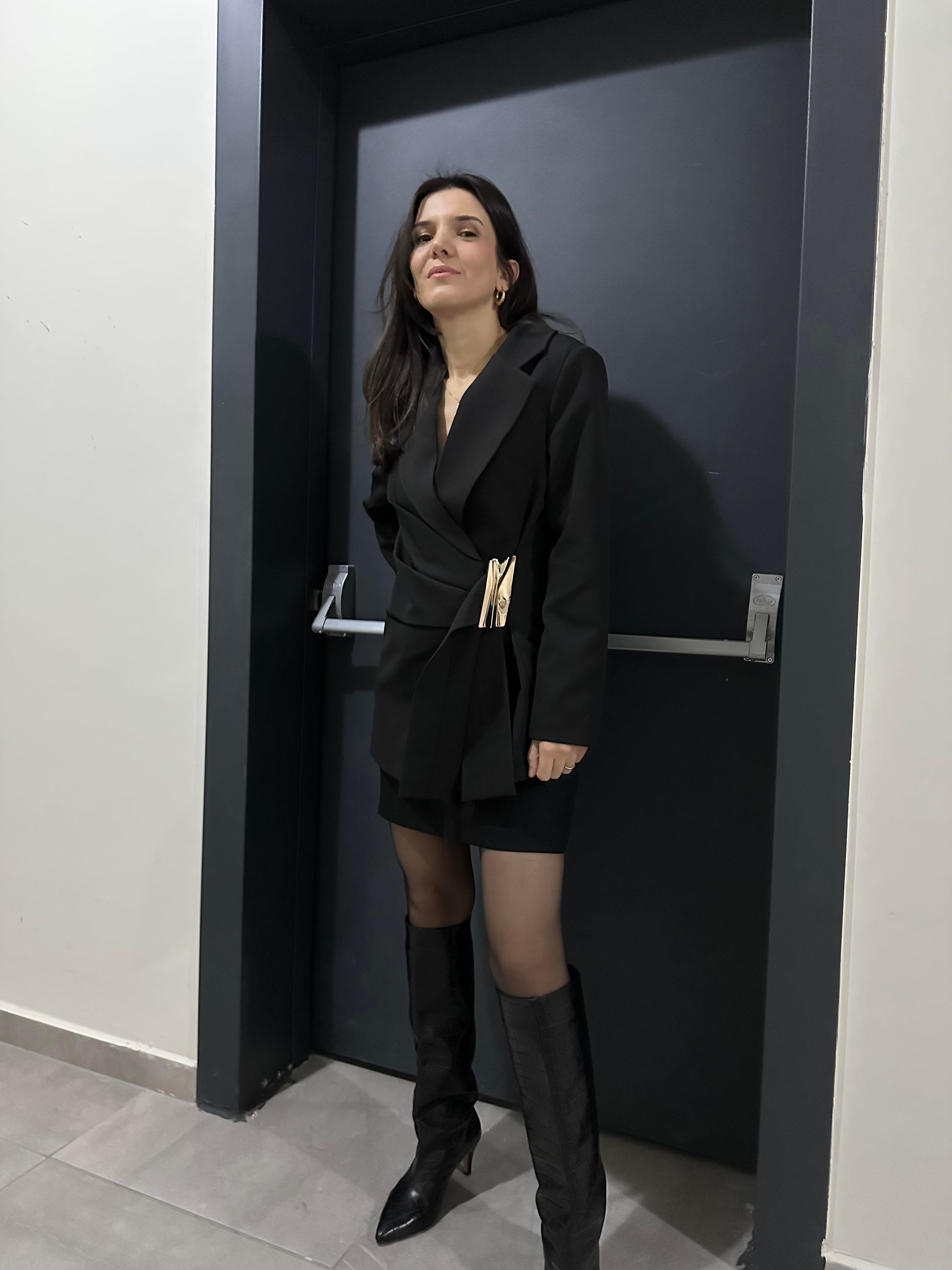 Tokalı Blazer Siyah Ceket