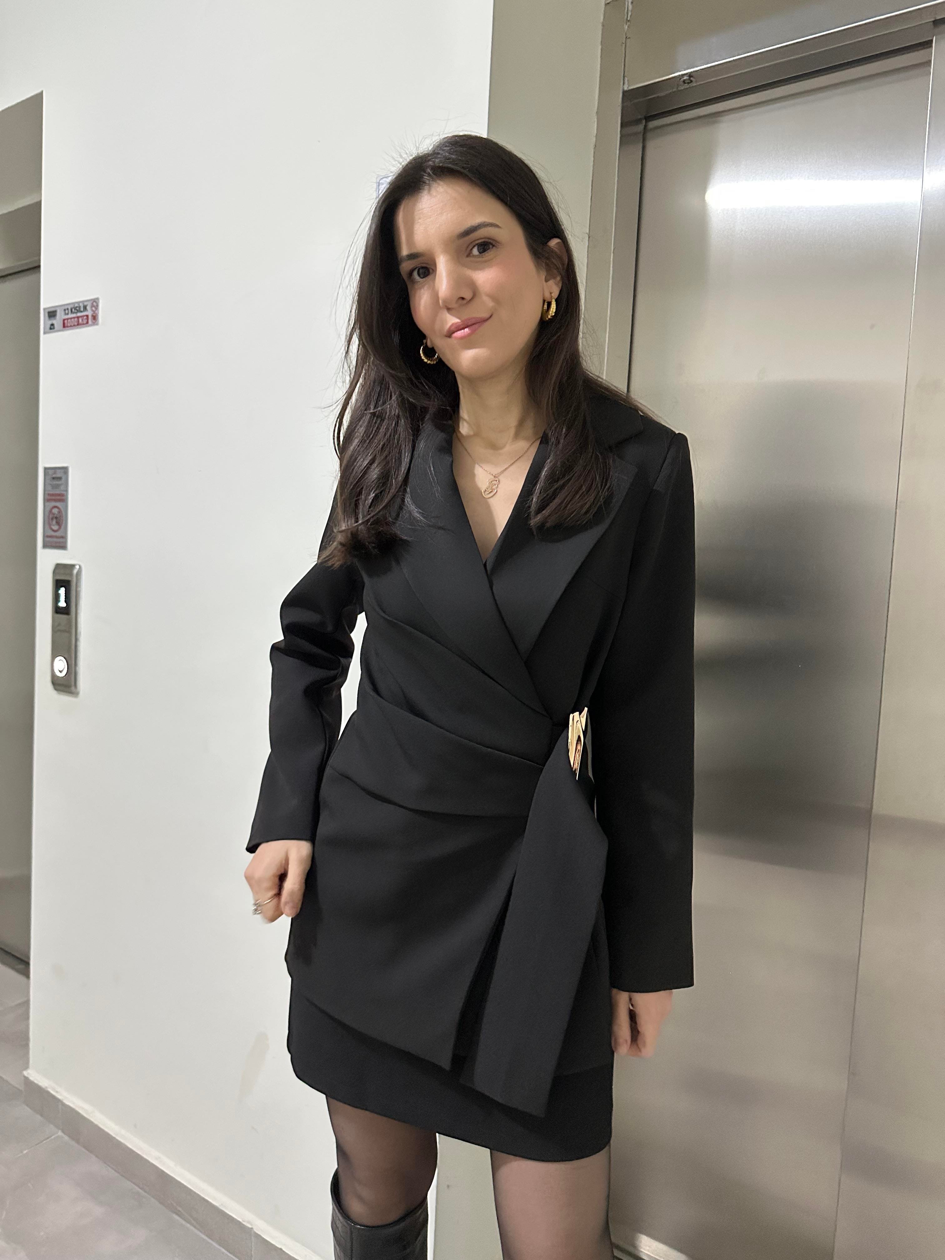 Tokalı Blazer Siyah Ceket
