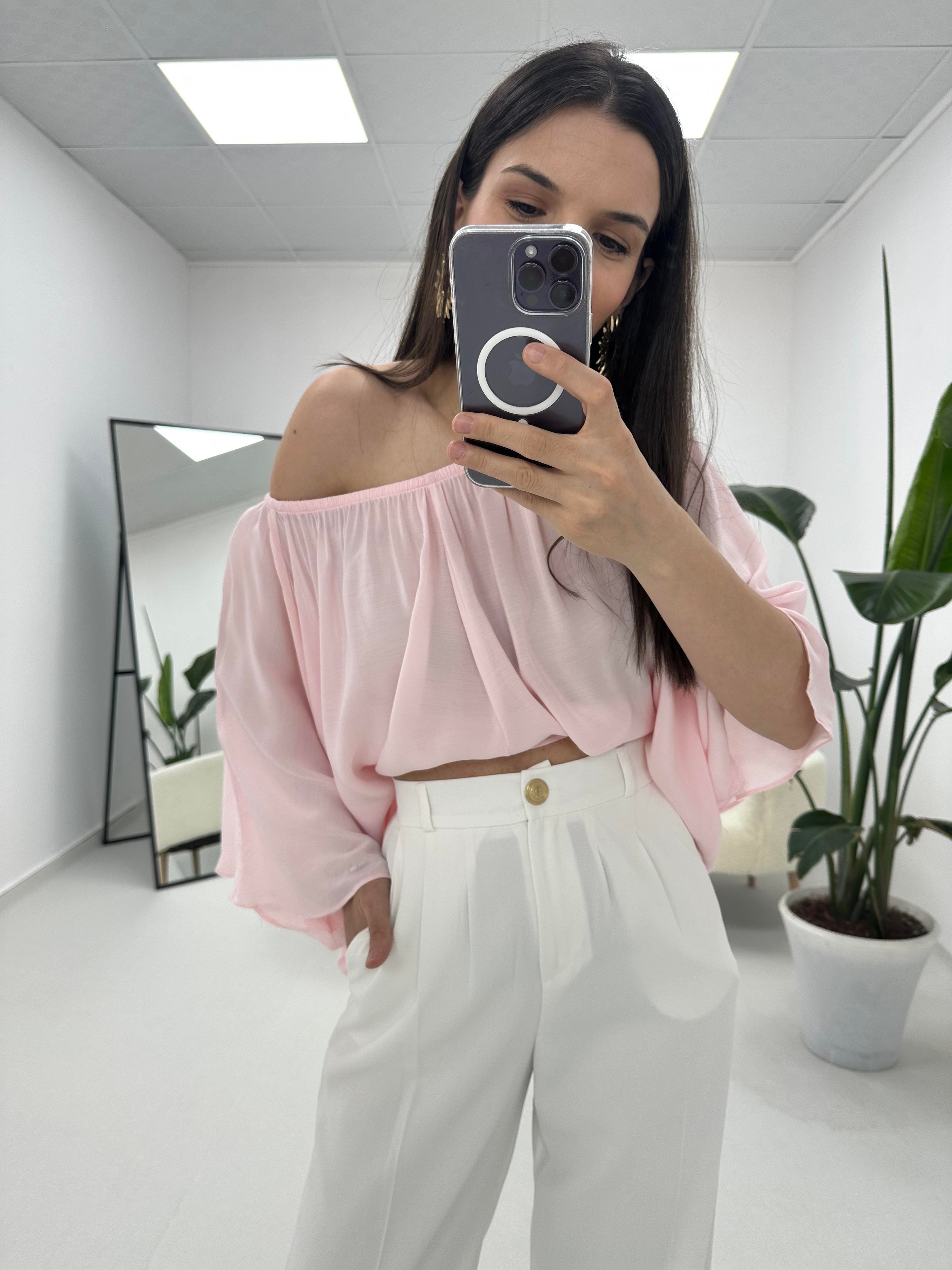 Yakası Lastikli Pembe Bluz