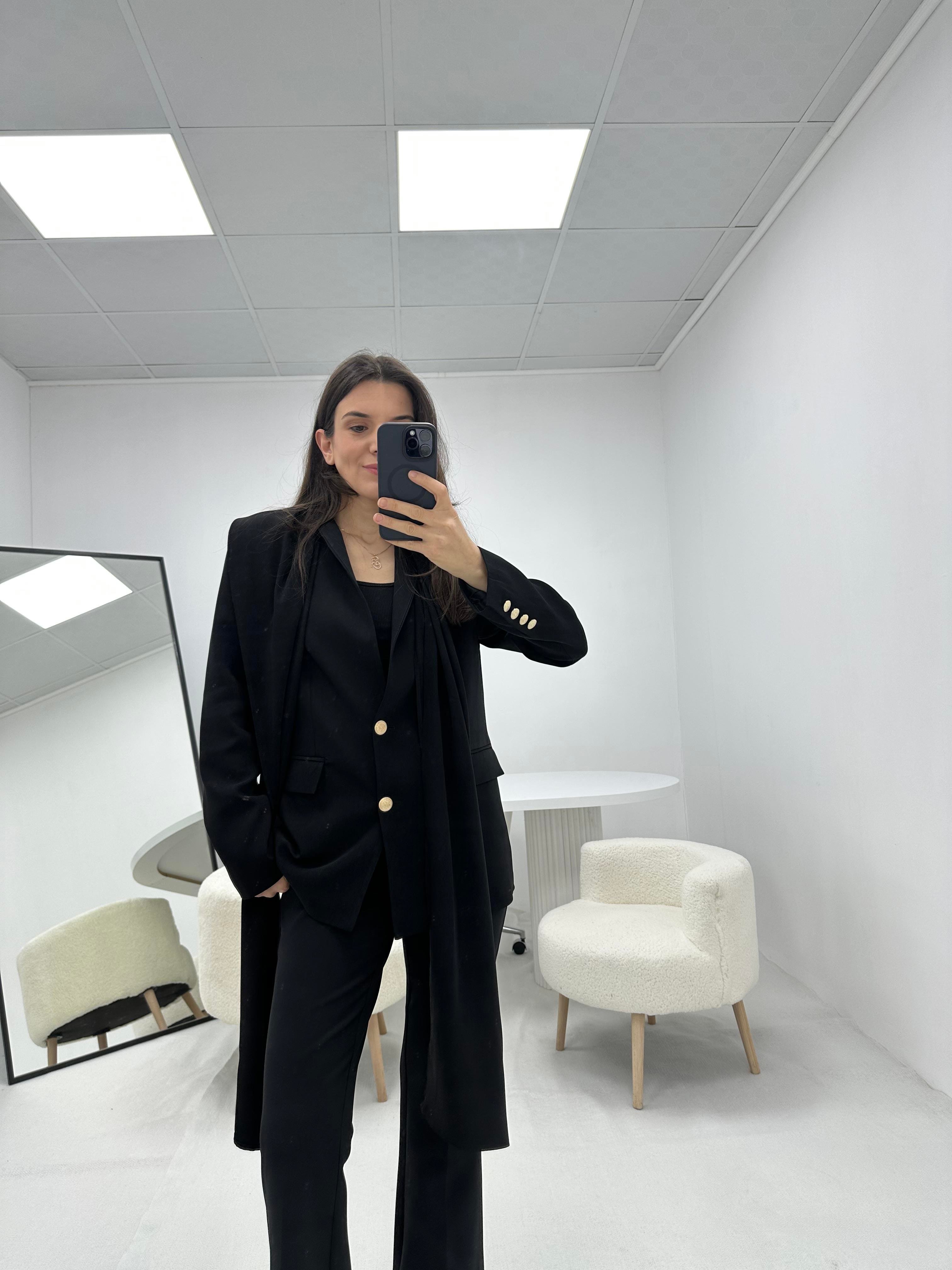 Yakası Şal Detaylı Siyah  Blazer  ceket 