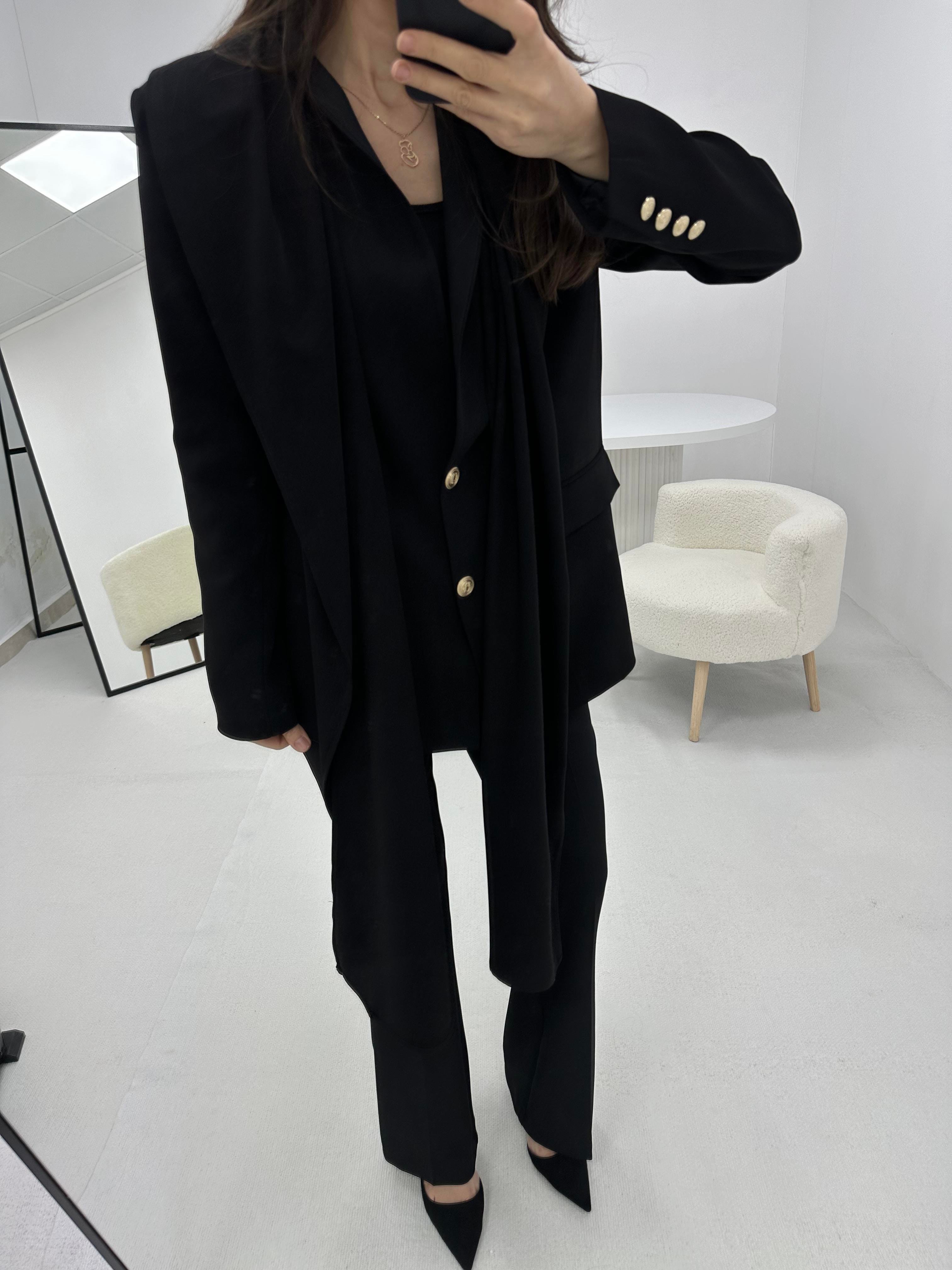 Yakası Şal Detaylı Siyah  Blazer  ceket 