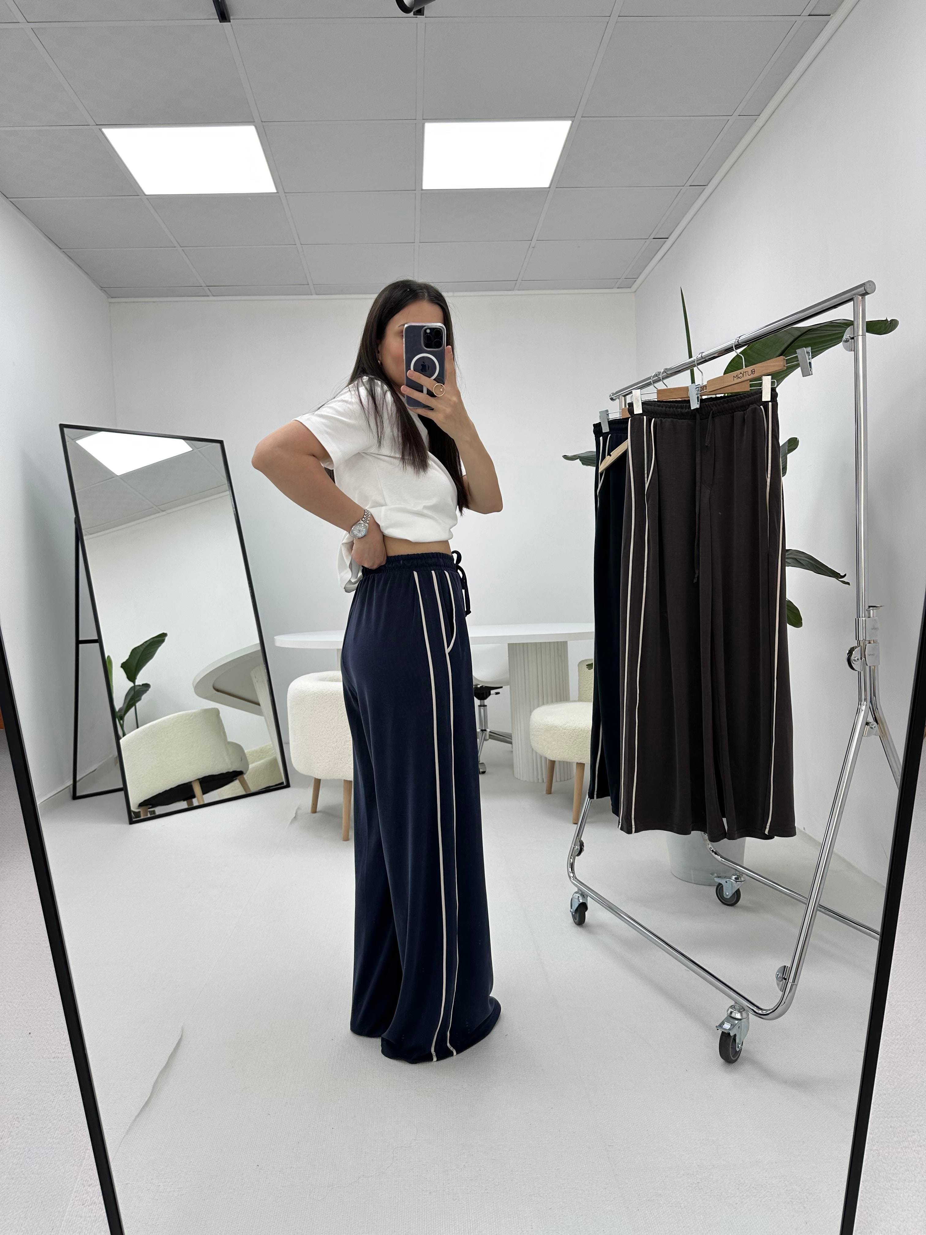 Yanı Şerit Detaylı Modal Kumaş Lacivert Eşofman Alt