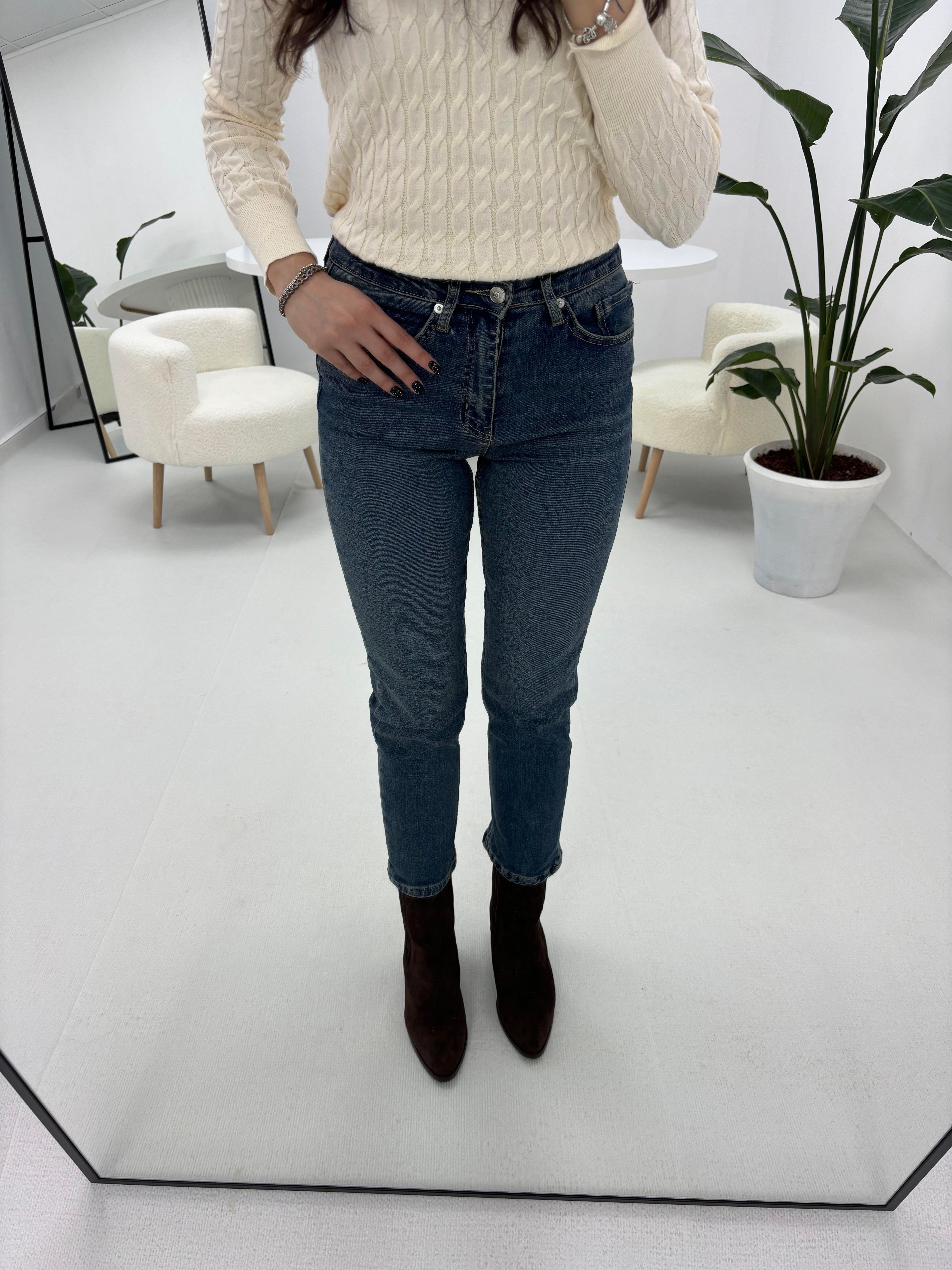 Yıkamalı Boru Paça Mavi Jean 