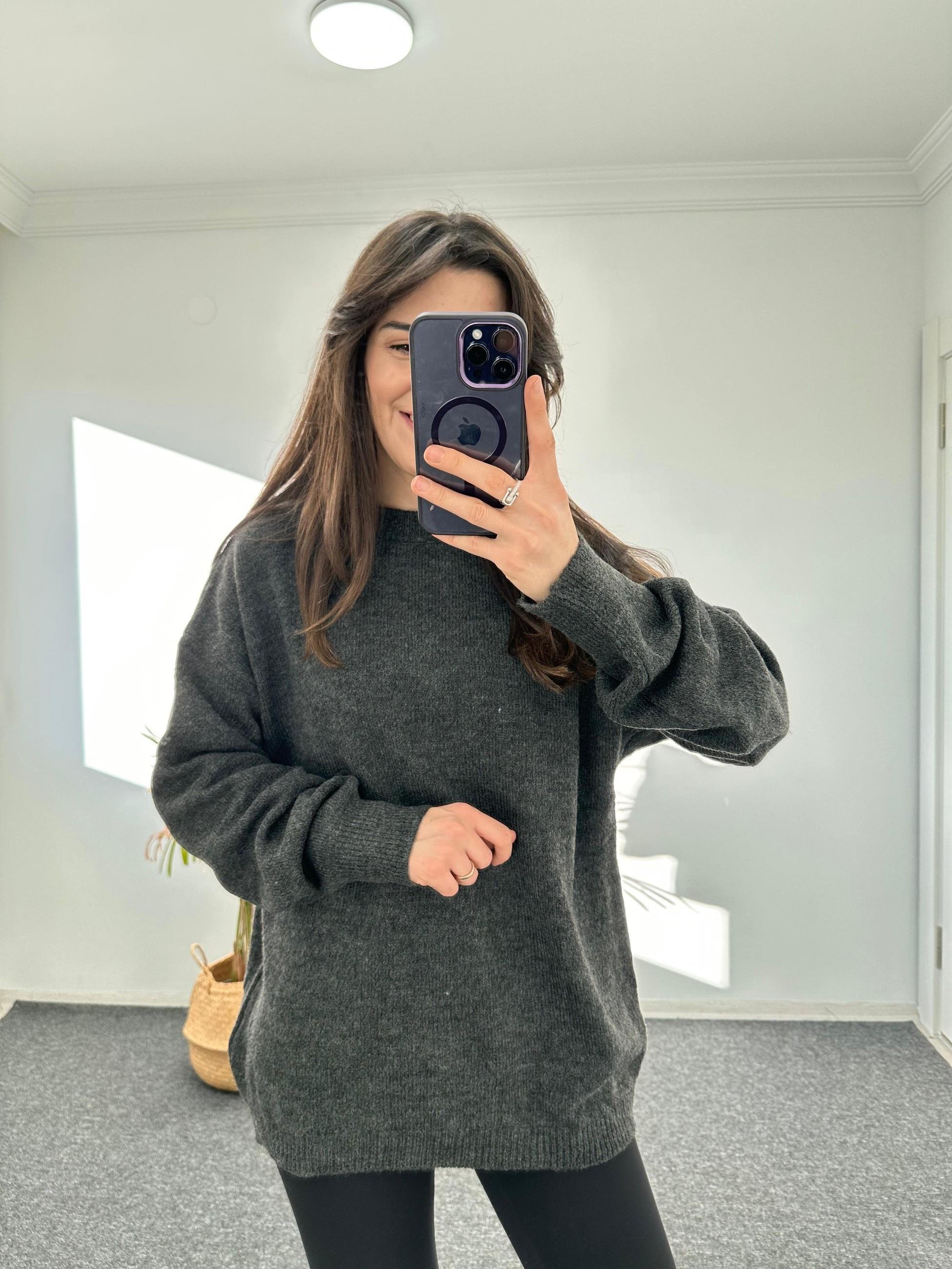 YUMOŞ DOKULU OVERSIZE KAZAK