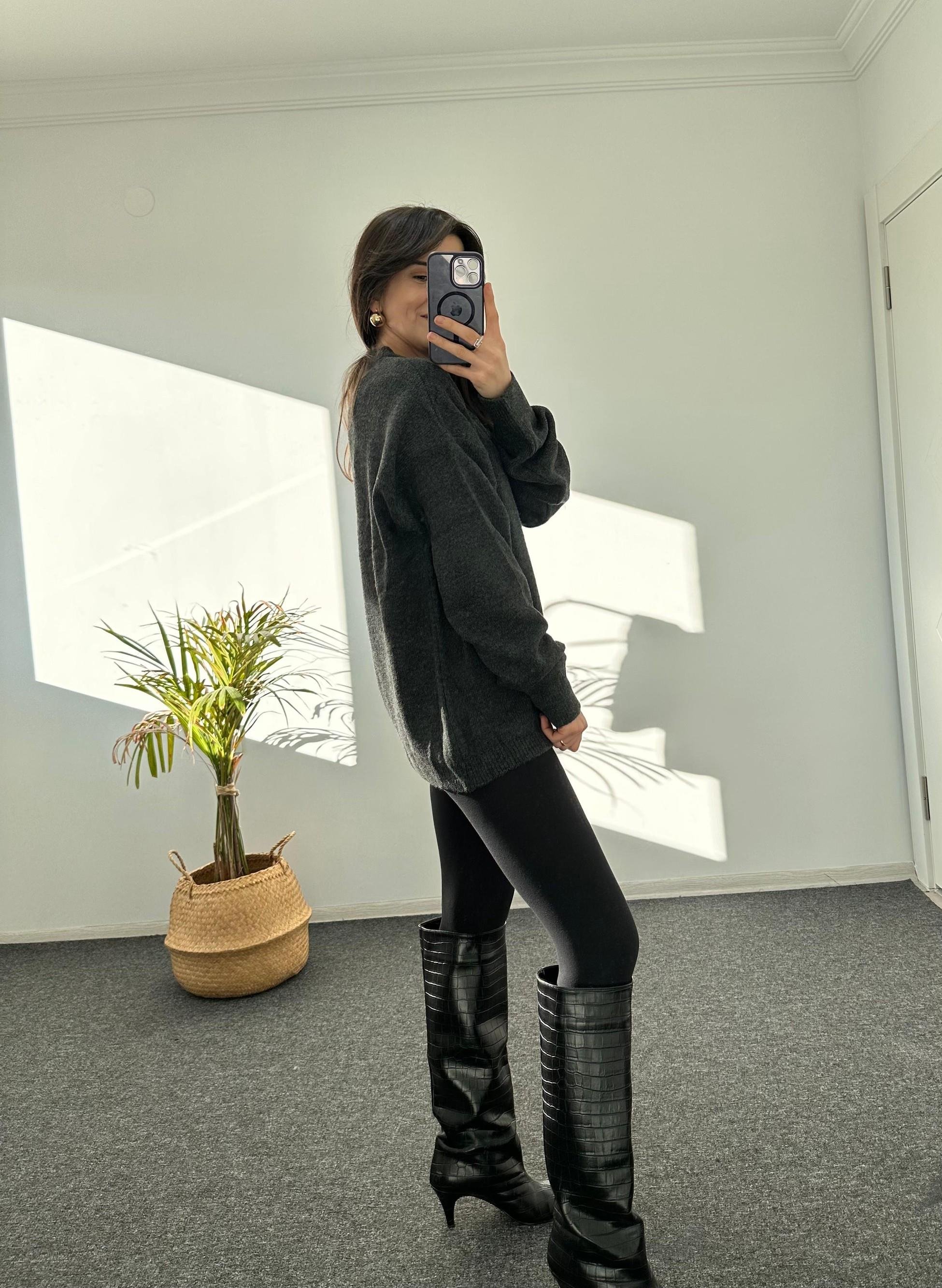 YUMOŞ DOKULU OVERSIZE KAZAK