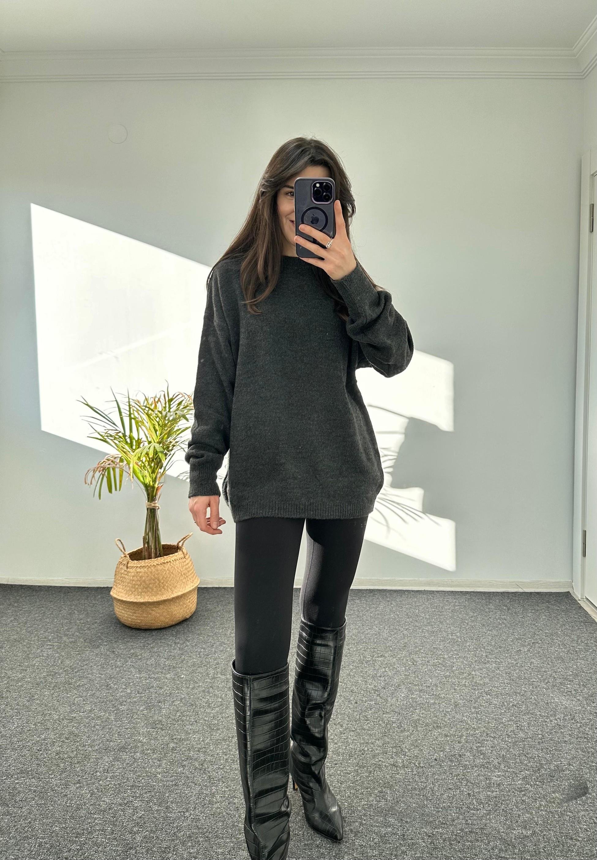 YUMOŞ DOKULU OVERSIZE KAZAK