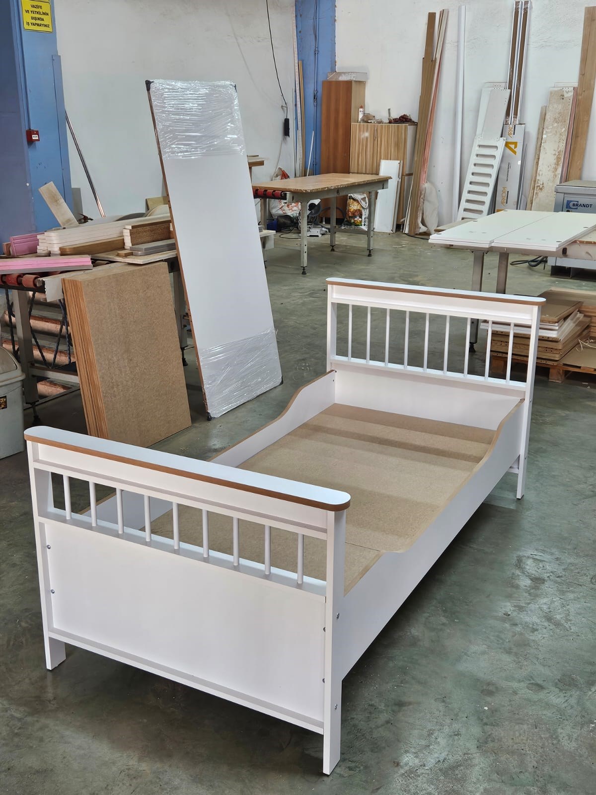 %100 MDF Bonnie Mini Bebek Odası ( 2 Kapılı Dolap & 4 Çekmeceli Şİfonyer & 90x190 Yavrusuz Karyola)