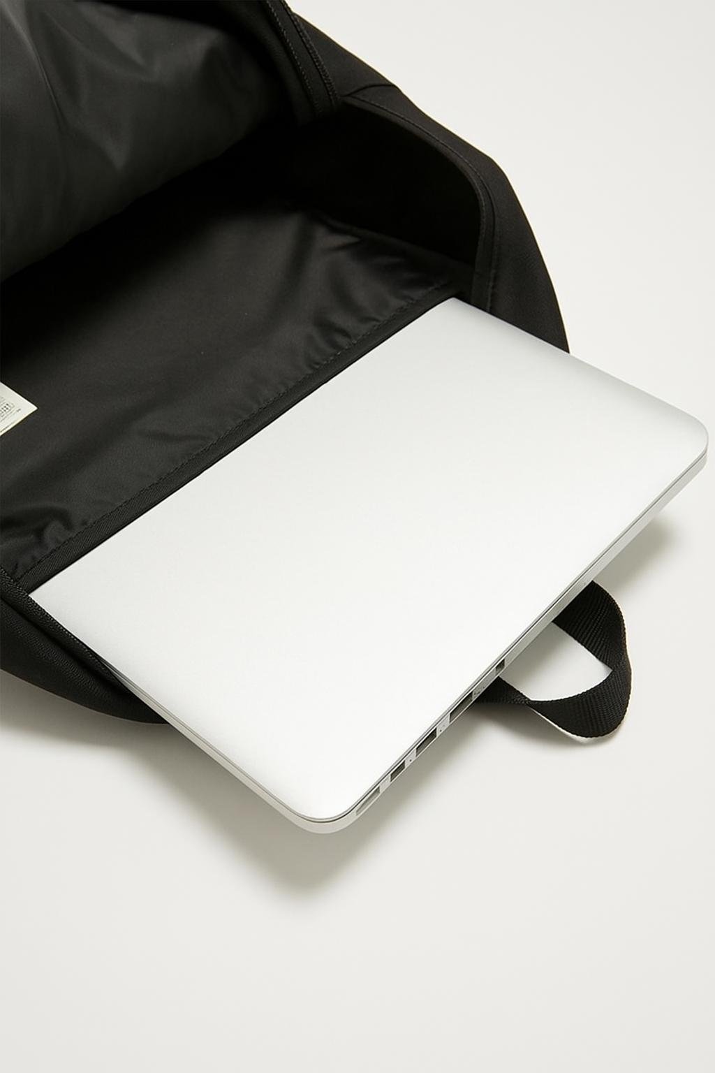 Laptop Bölmeli Okul Sırt Çantası Siyah 19172