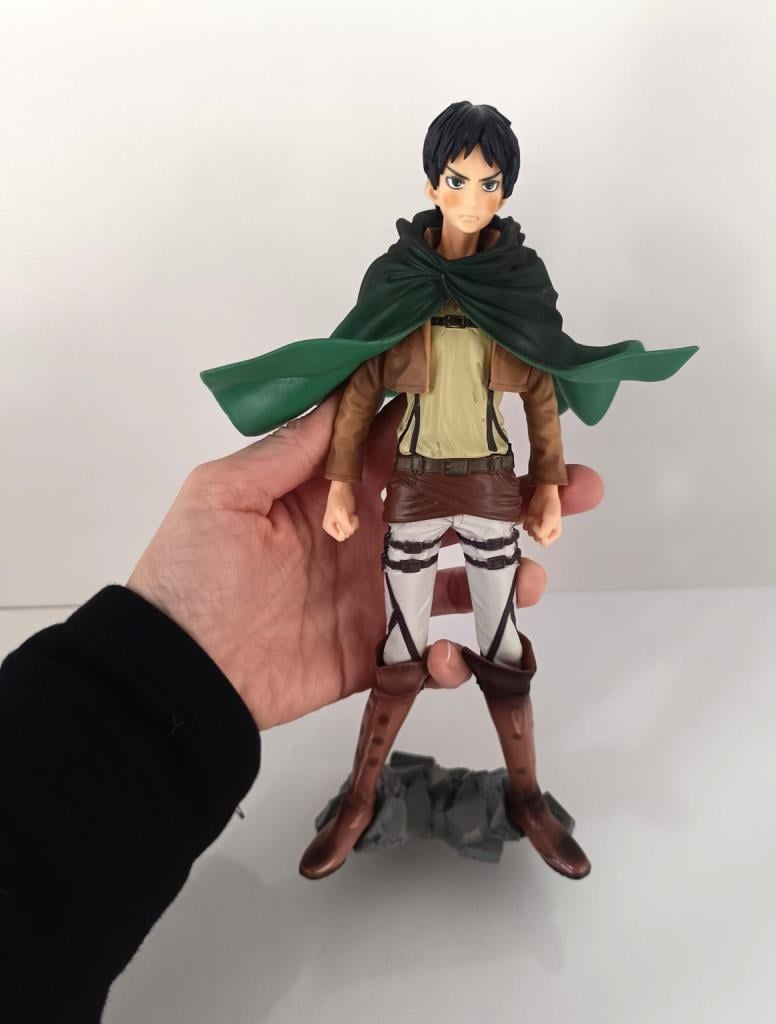 Anime Attack On Titan Eren Yeager 25 cm Karakter Figür Oyuncak Biblo