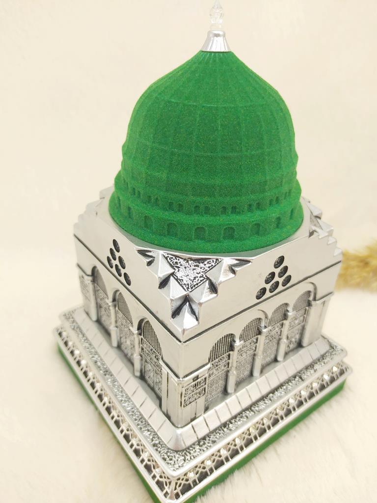 Beytünnebi Biblo Lisanslı Gümüş Renk Kadife Kaplı Krirtal Taşlarla Çevrili Lüks Obje