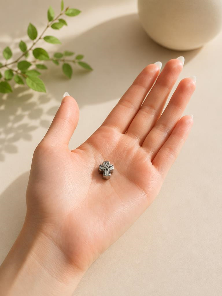 Haç İşareti Charm Boncuk Kadın Bileklik Aparatı Modern Şık Tasarım