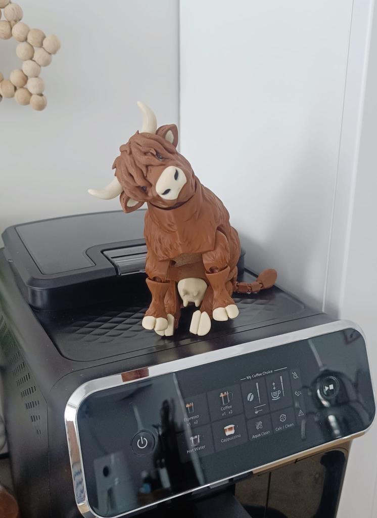 İnek 3D Oynar Eklem Hareketli Büyük Boy Maskot İnek Figür Oyuncak Biblo Yılbaşı Doğum Günü Hediye