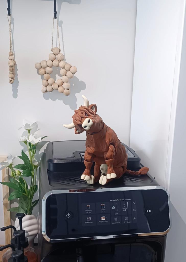 İnek 3D Oynar Eklem Hareketli Büyük Boy Maskot İnek Figür Oyuncak Biblo Yılbaşı Doğum Günü Hediye