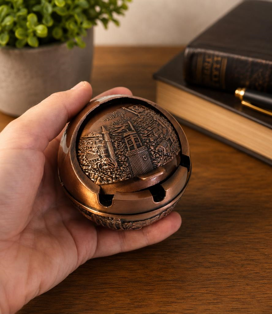 Kapaklı Metal Küllük Açılır Kapanır Dekoratif Masa Üstü Küllük Vintage Bakır 7.5 Cm 
